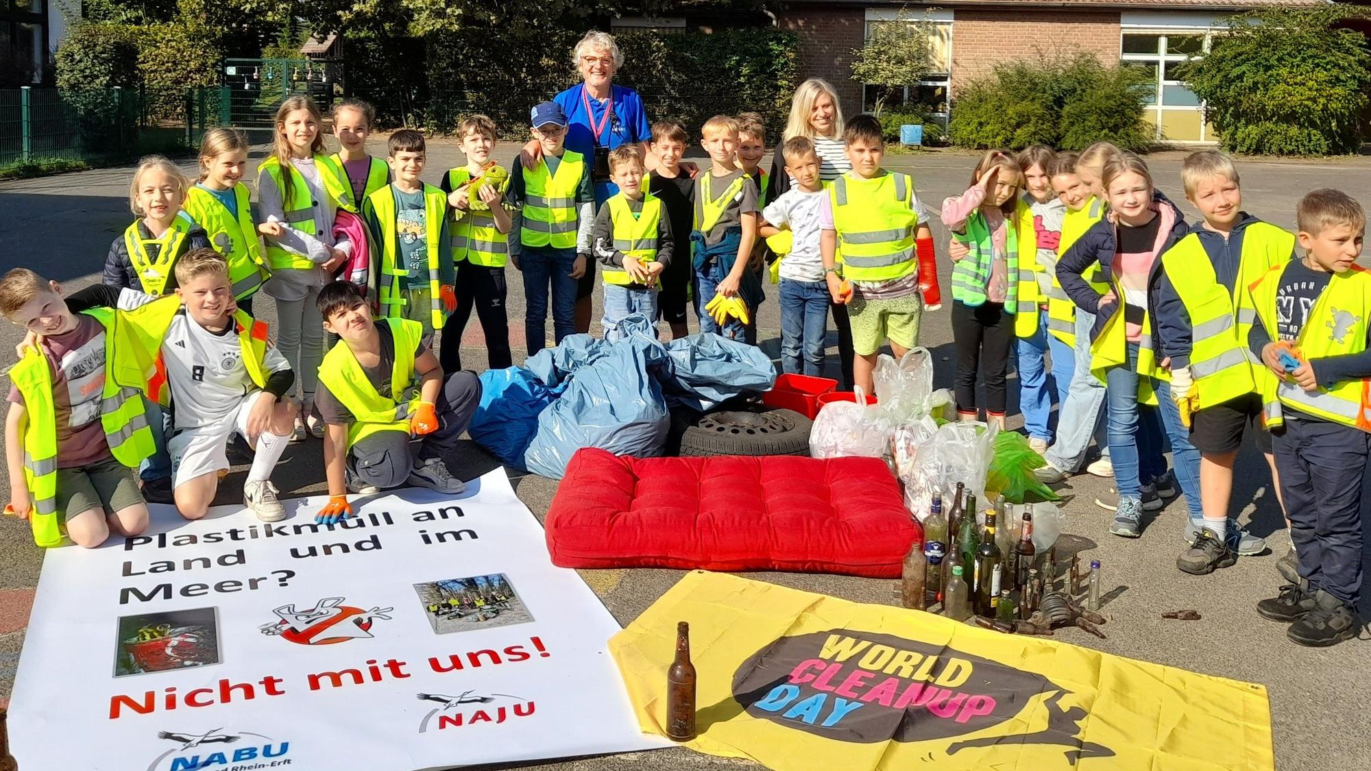 Das Bild zeigt die Klasse 3c der Nordschule in Erftstadt-Lechenich.