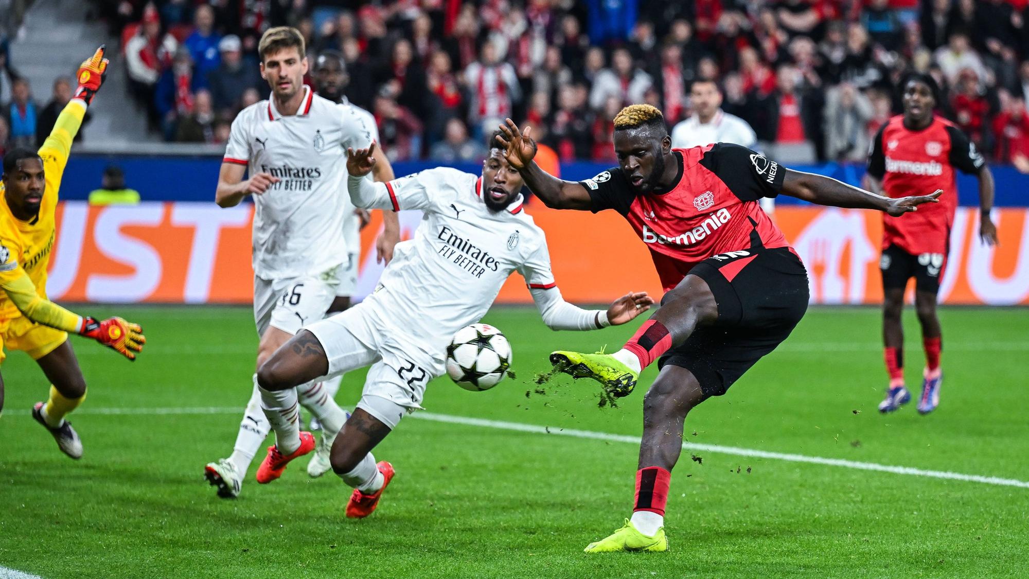 Victor Boniface Bayer Leverkusen erzielt das Tor zum 1:0