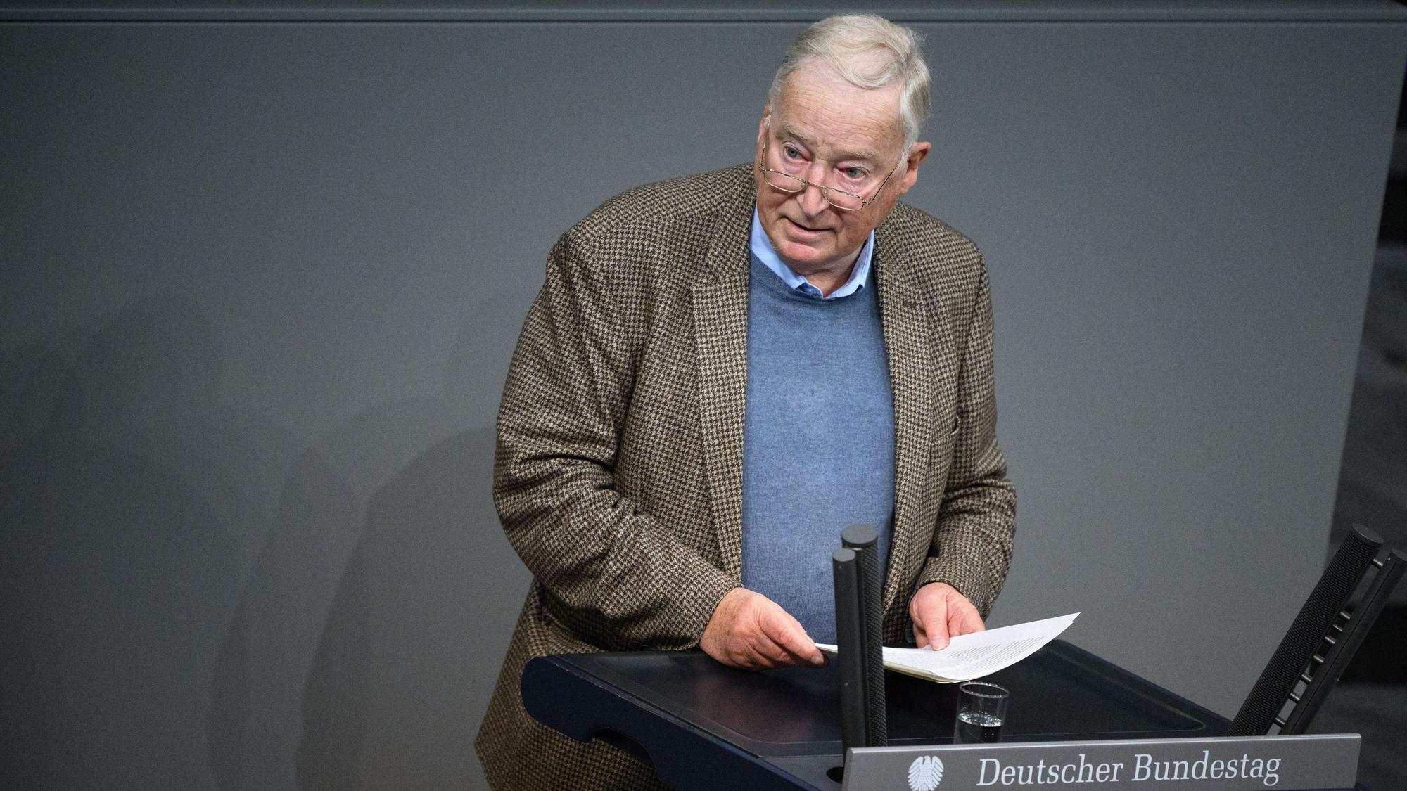 Alexander Gauland (AfD) spricht in der Plenarsitzung im Deutschen Bundestag.