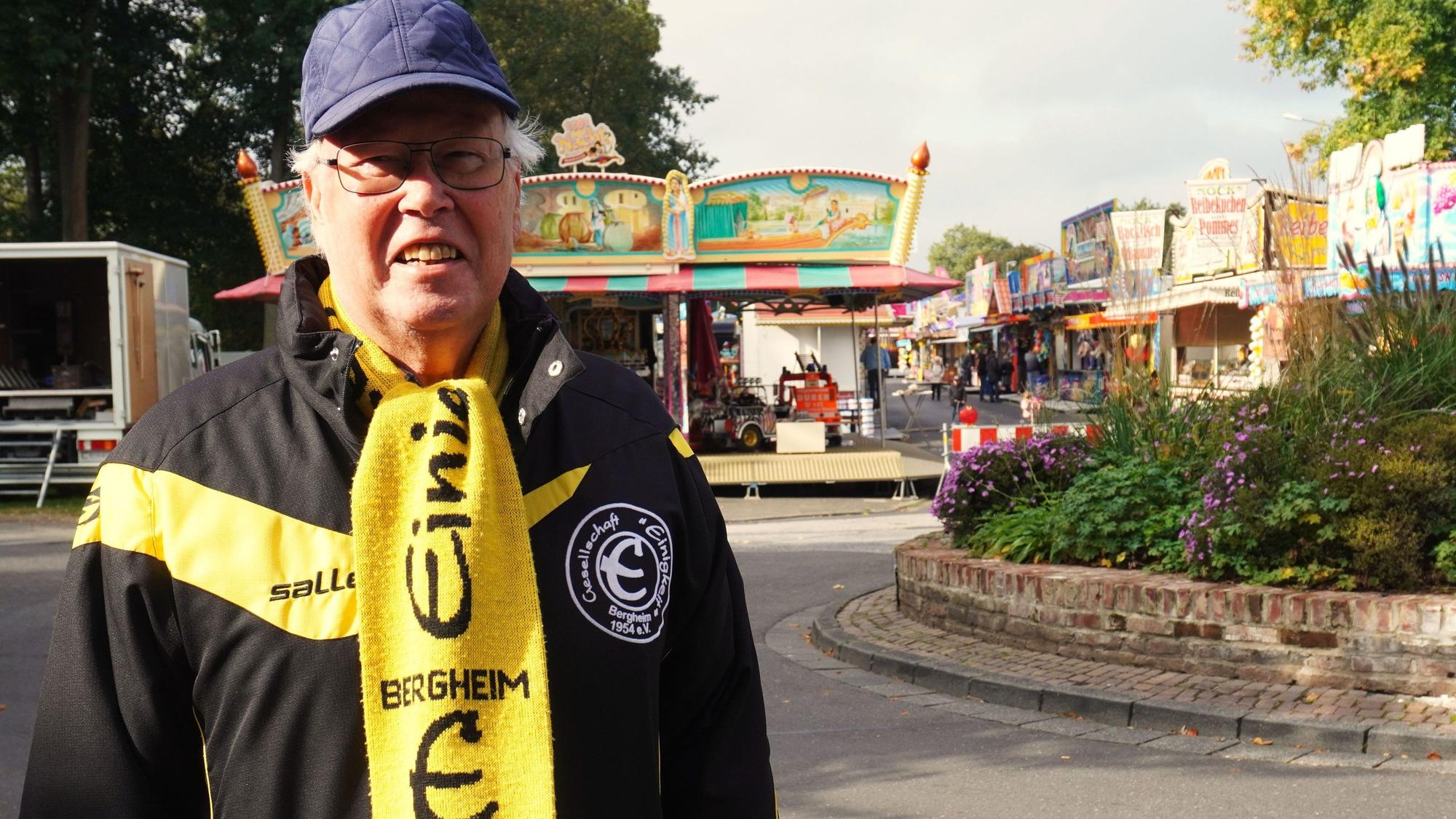 Auf dem Bild ist der Organisator der Kirmes zu sehen.