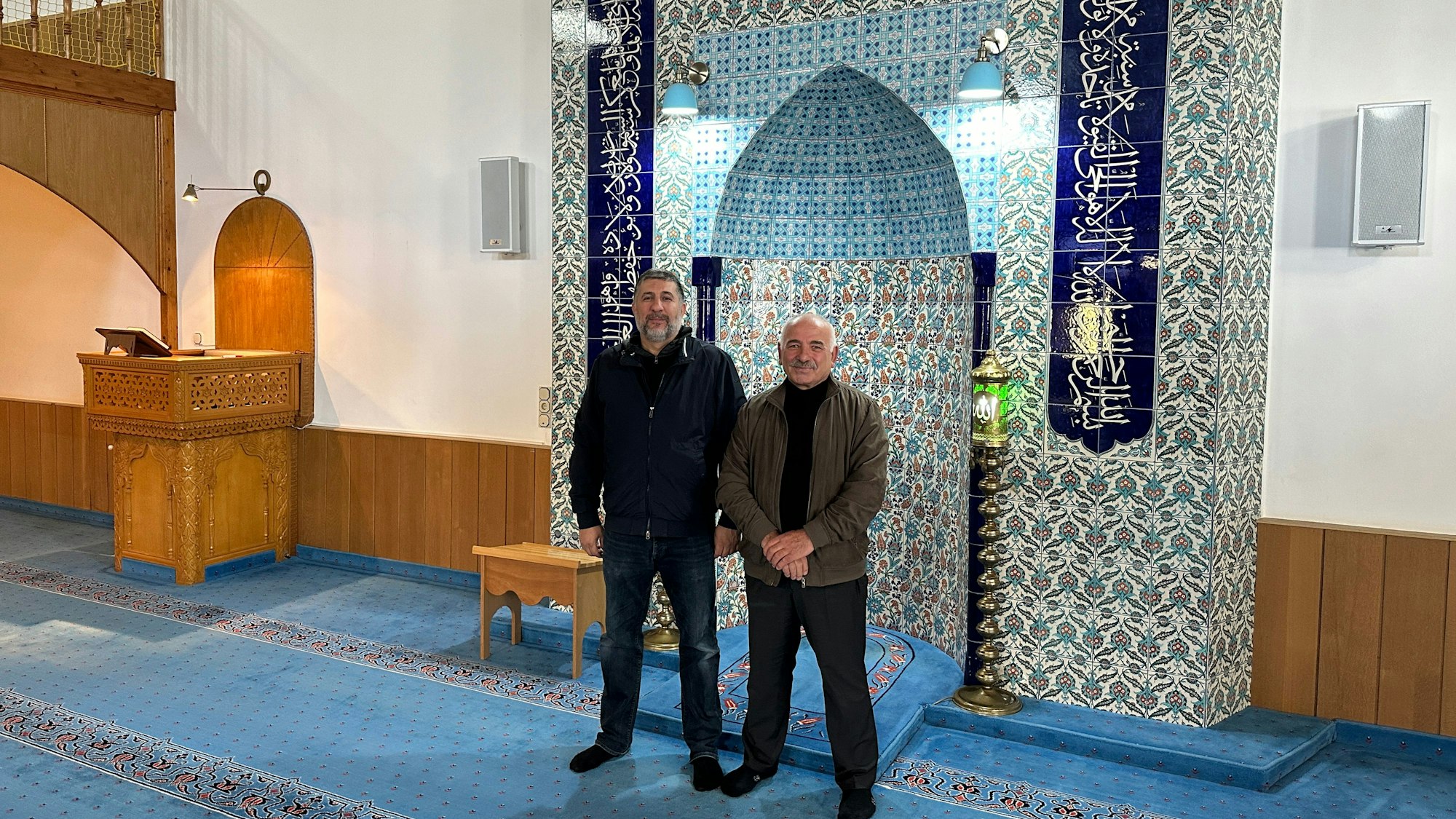 Sinan Özgül und Fetin Karaca im Gebetshaus.