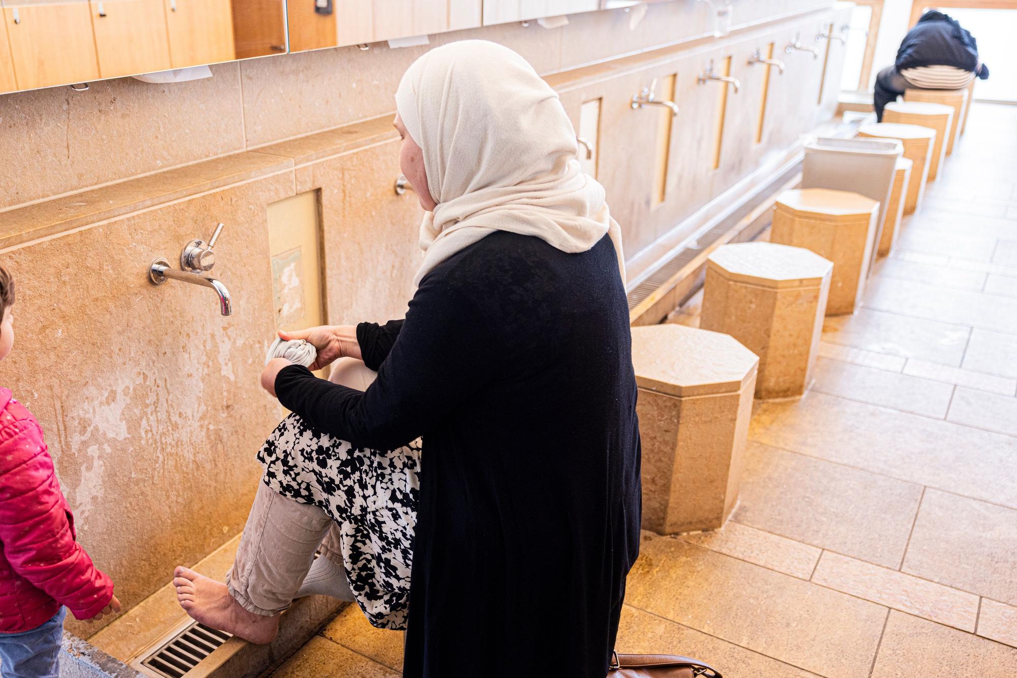 Der Waschraum der Frauen in der Moschee.