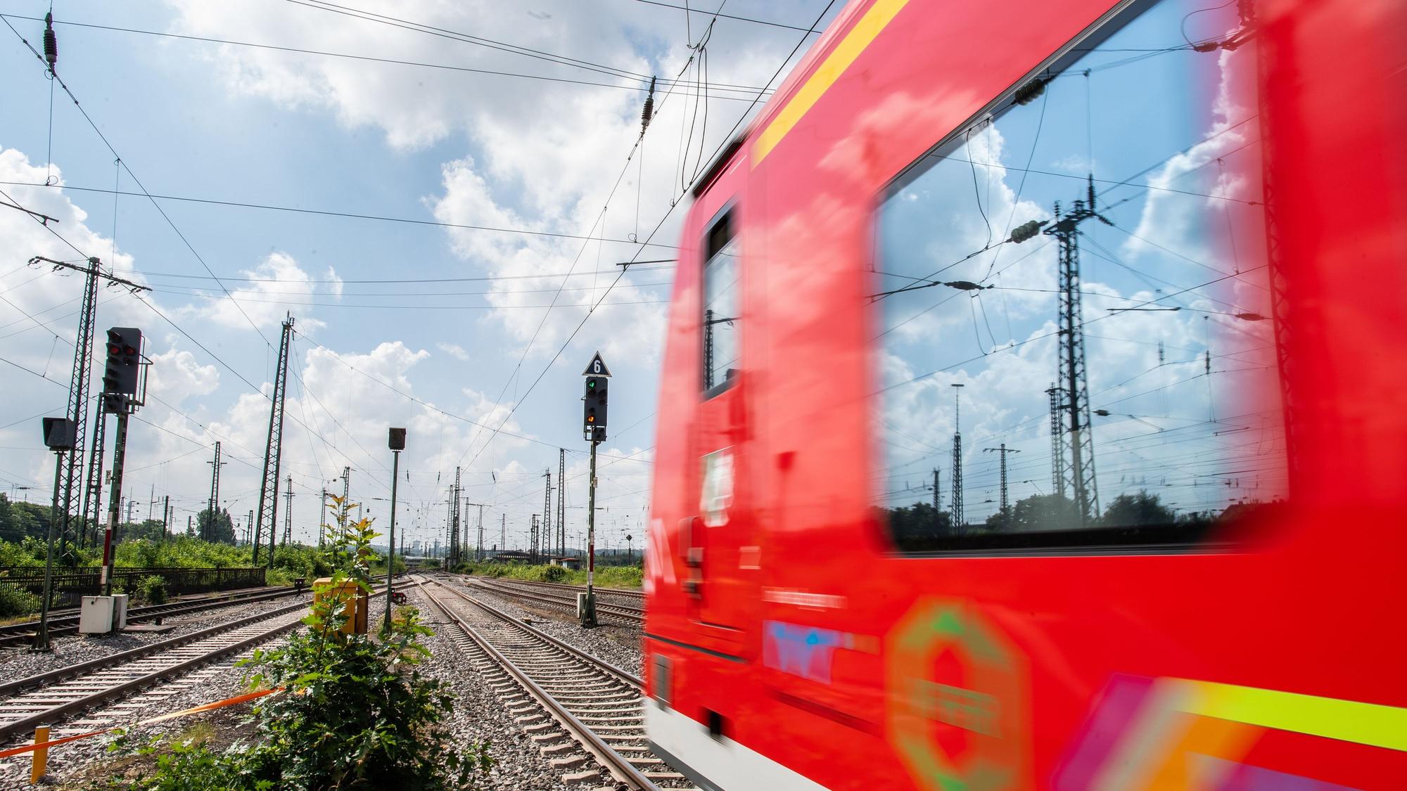bauerbeiten führen zu erheblichen Einschränkungen im Bahnverkehr zwischen Köln und Bonn