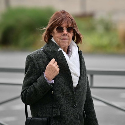 Gisèle Pelicot vor dem Gerichtsgebäude in Avignon. Erstmals wurden Videos der Vergewaltigungen im Gerichtssaal gezeigt. (Archivbild)