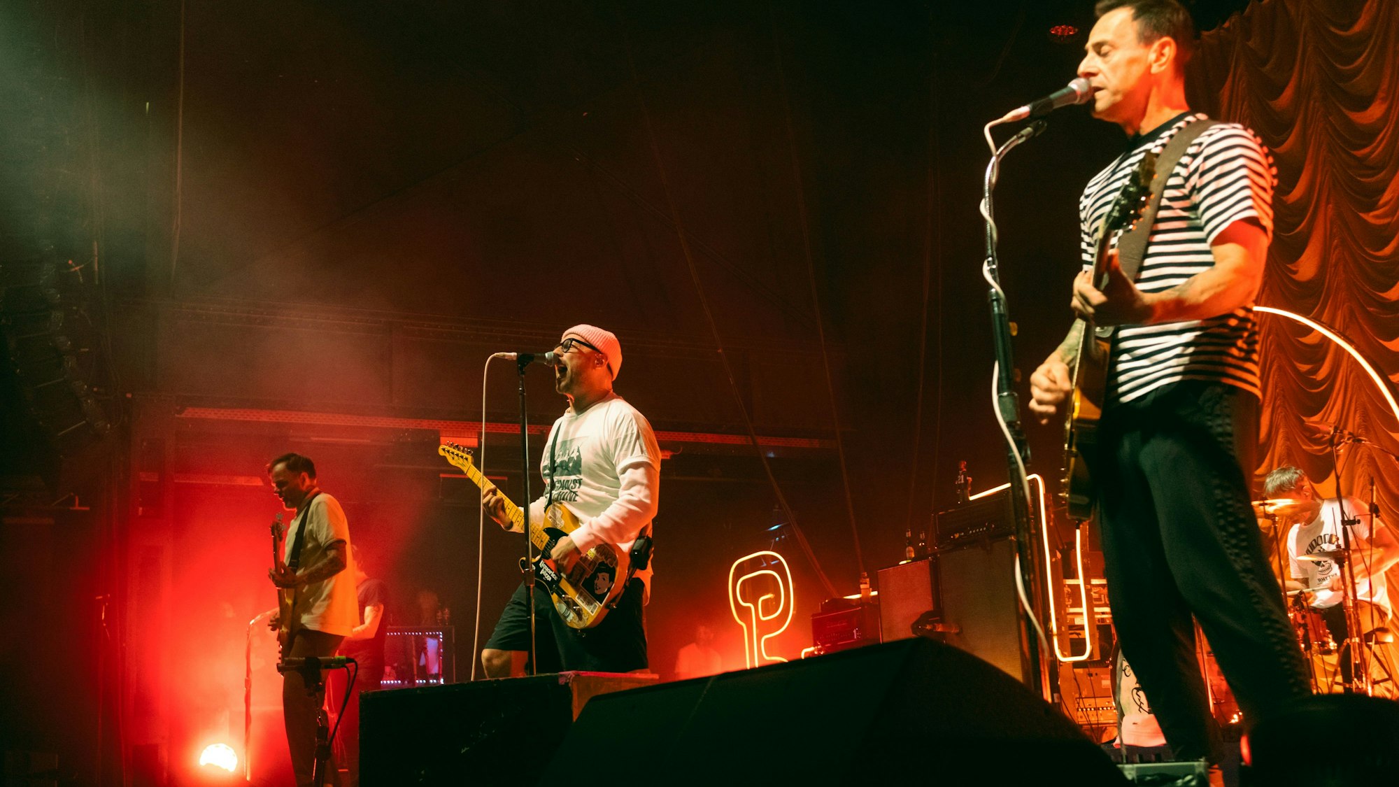 Die Beatsteaks im Palldium. Ihre Fans kamen aus ganz NRW nach Köln.