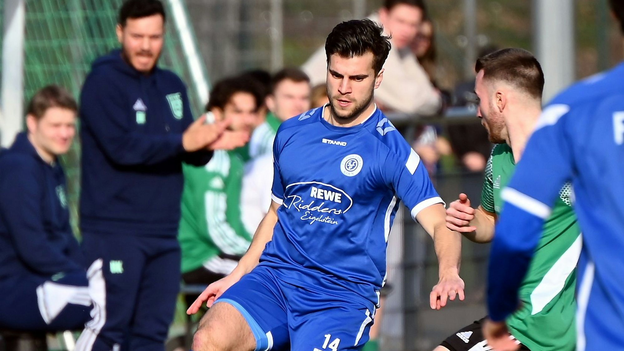 03.03.2024, Fussball-FC Pesch-Merten
links: Markus Lehmann (Pesch)
Foto: Uli Herhaus