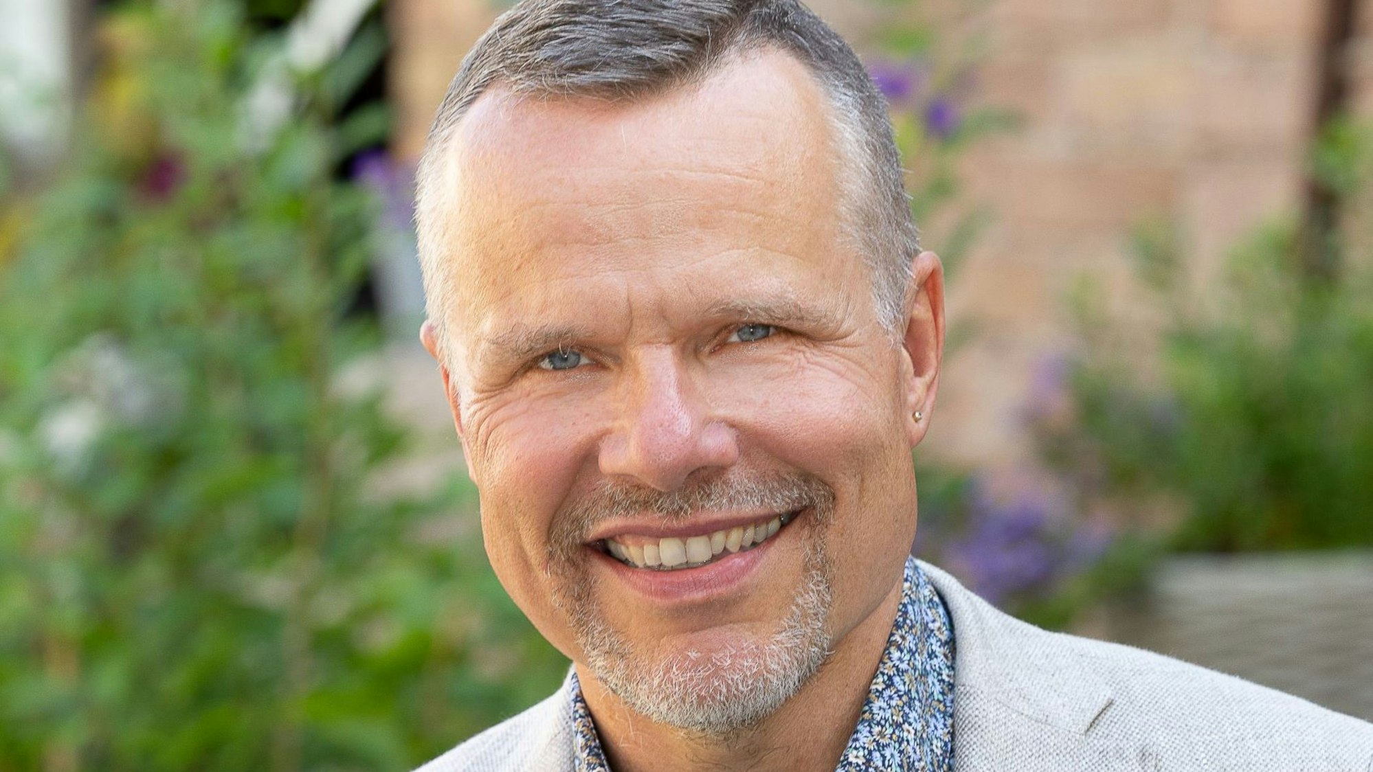 Auf dem Foto ist Johannes Schuck zu sehen. Er ist beim VBE für die Öffentlichkeitsarbeit zuständig.