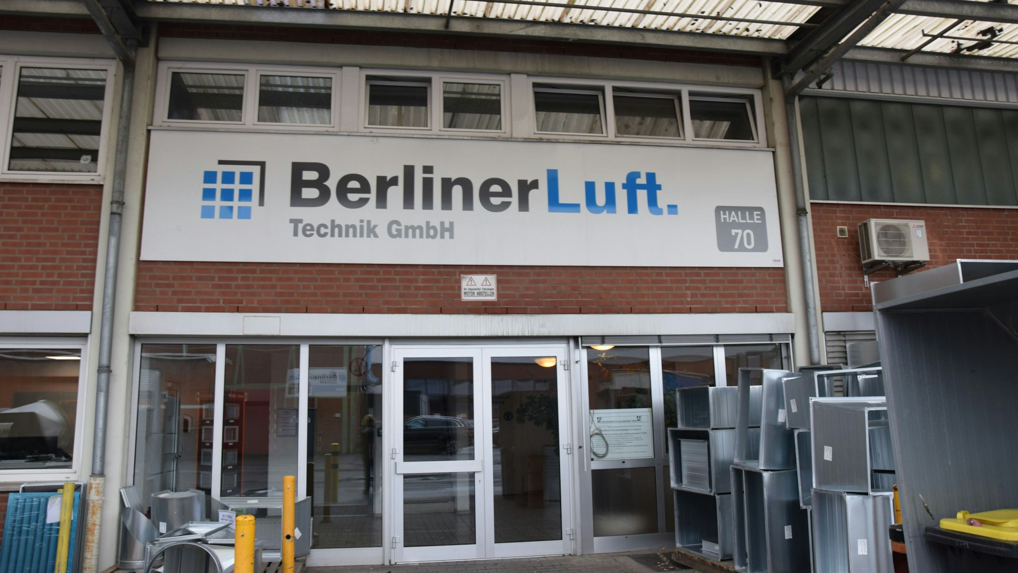 Eingang zum Unternehmen „Berliner Luft Technik“