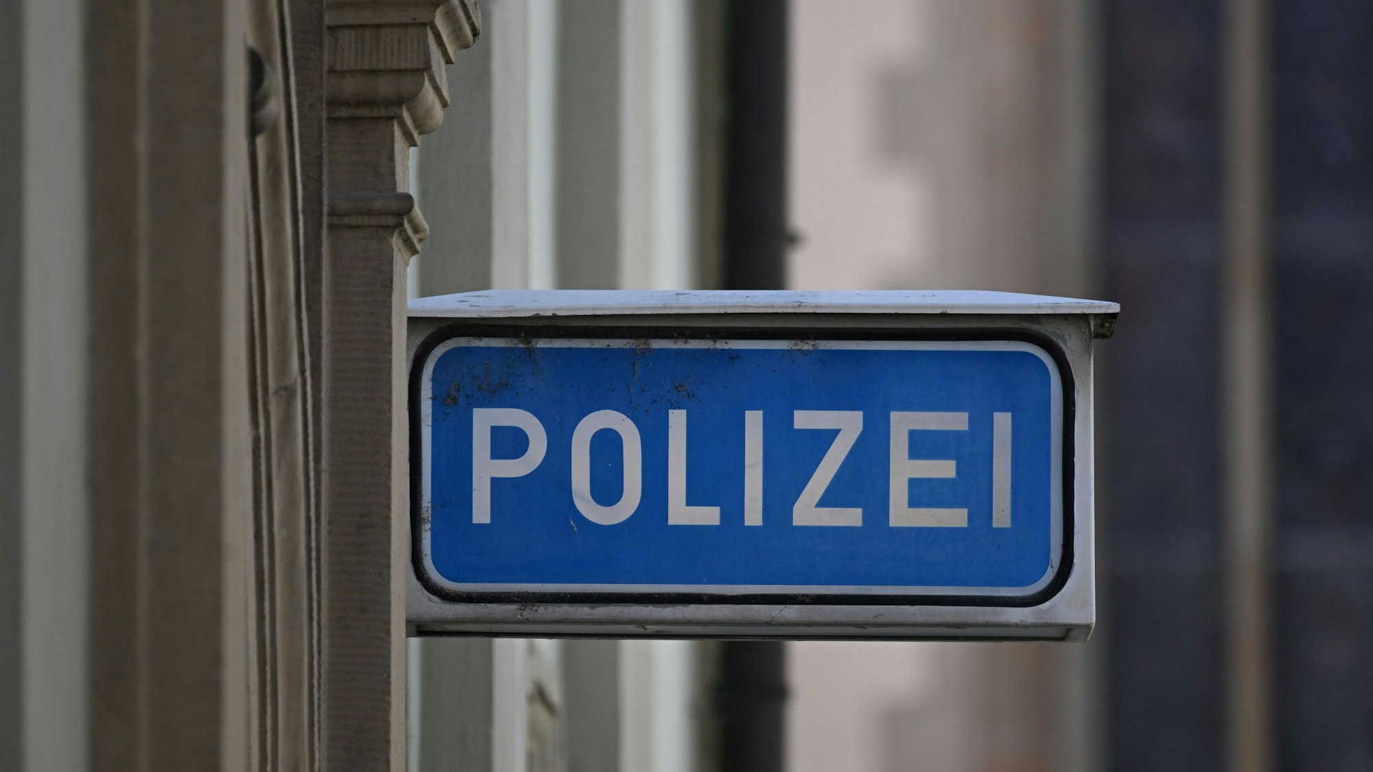 Die Polizei warnt vor Betrug im Internet (Symbolfoto).