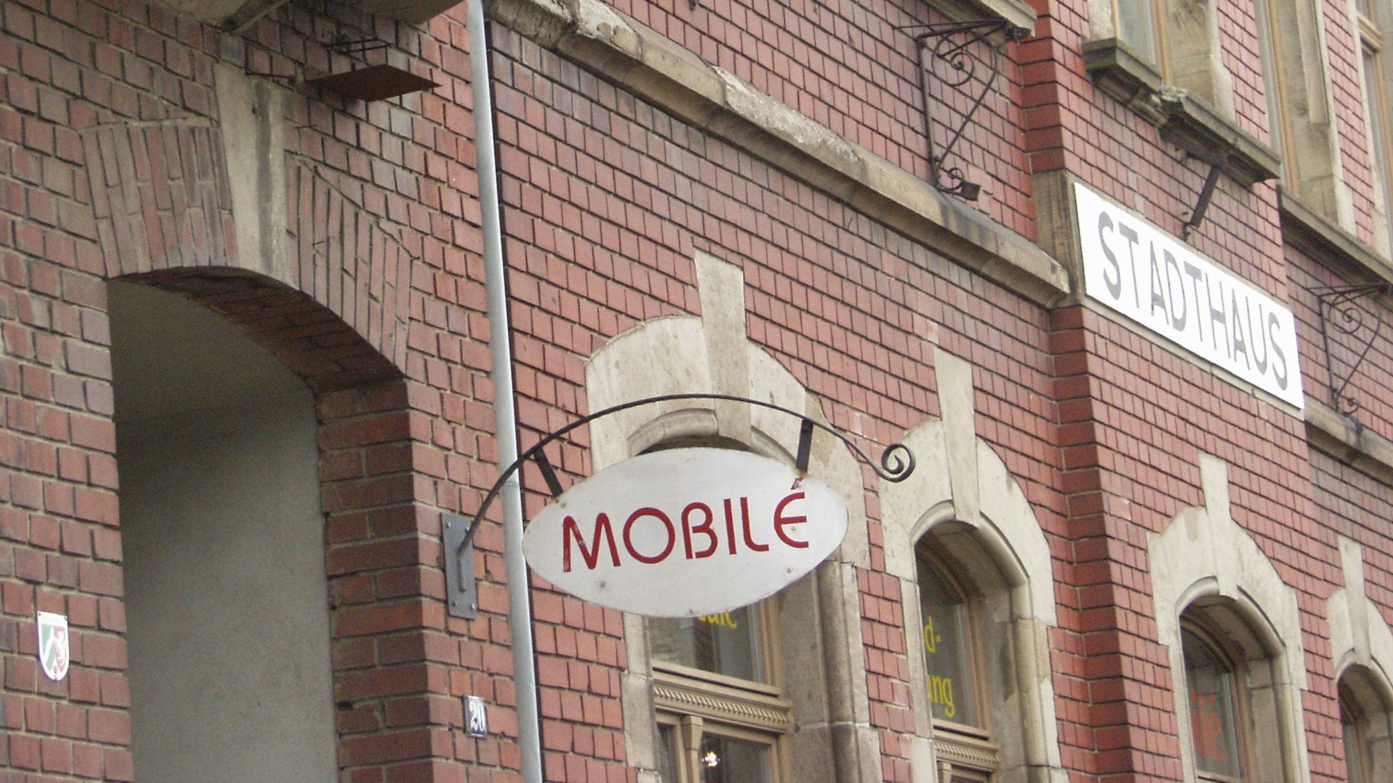 Zu sehen ist das Stadthaus in Lechenich.