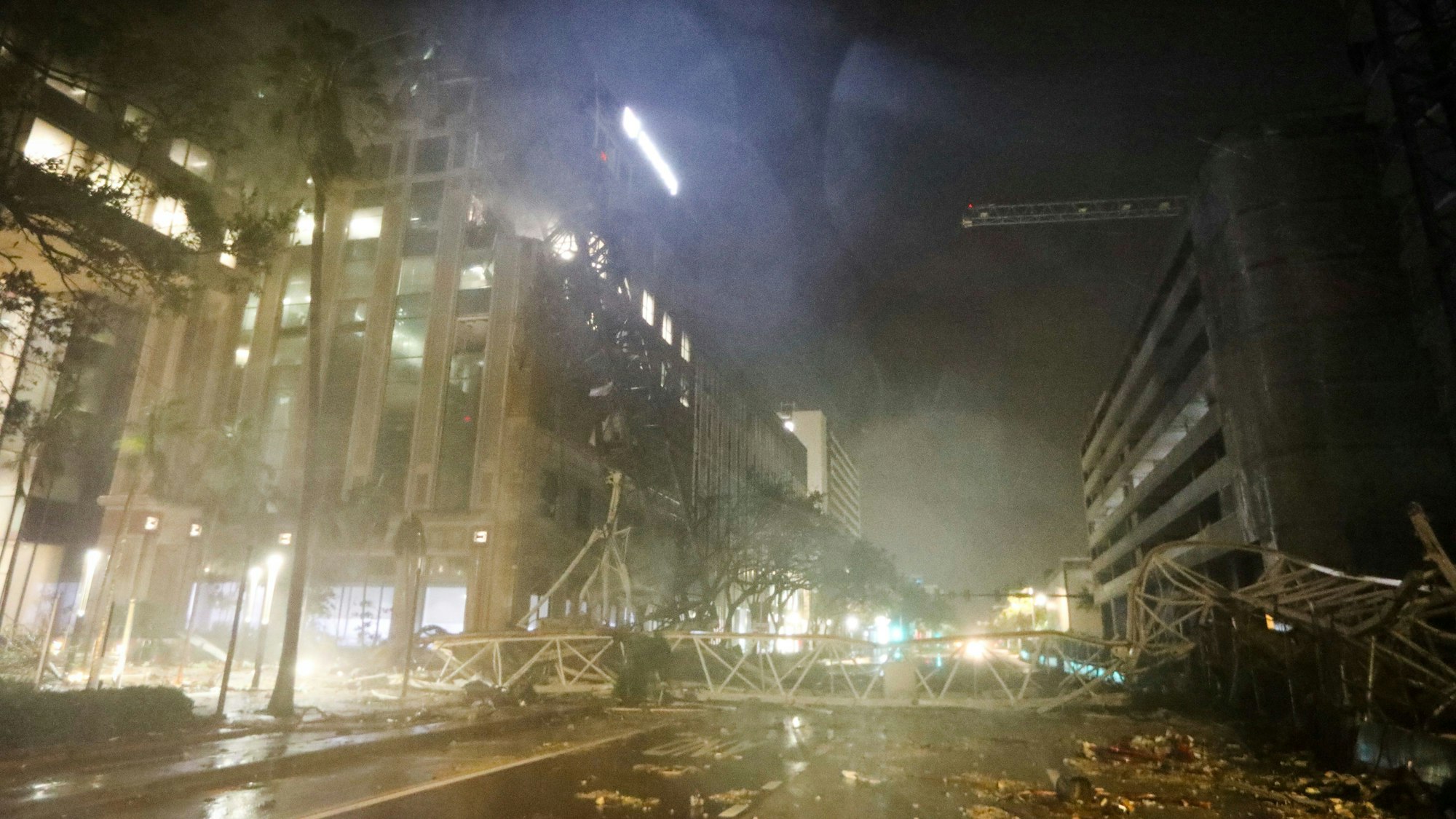 Ein umgestürzter Kran in St. Petersburg, Florida