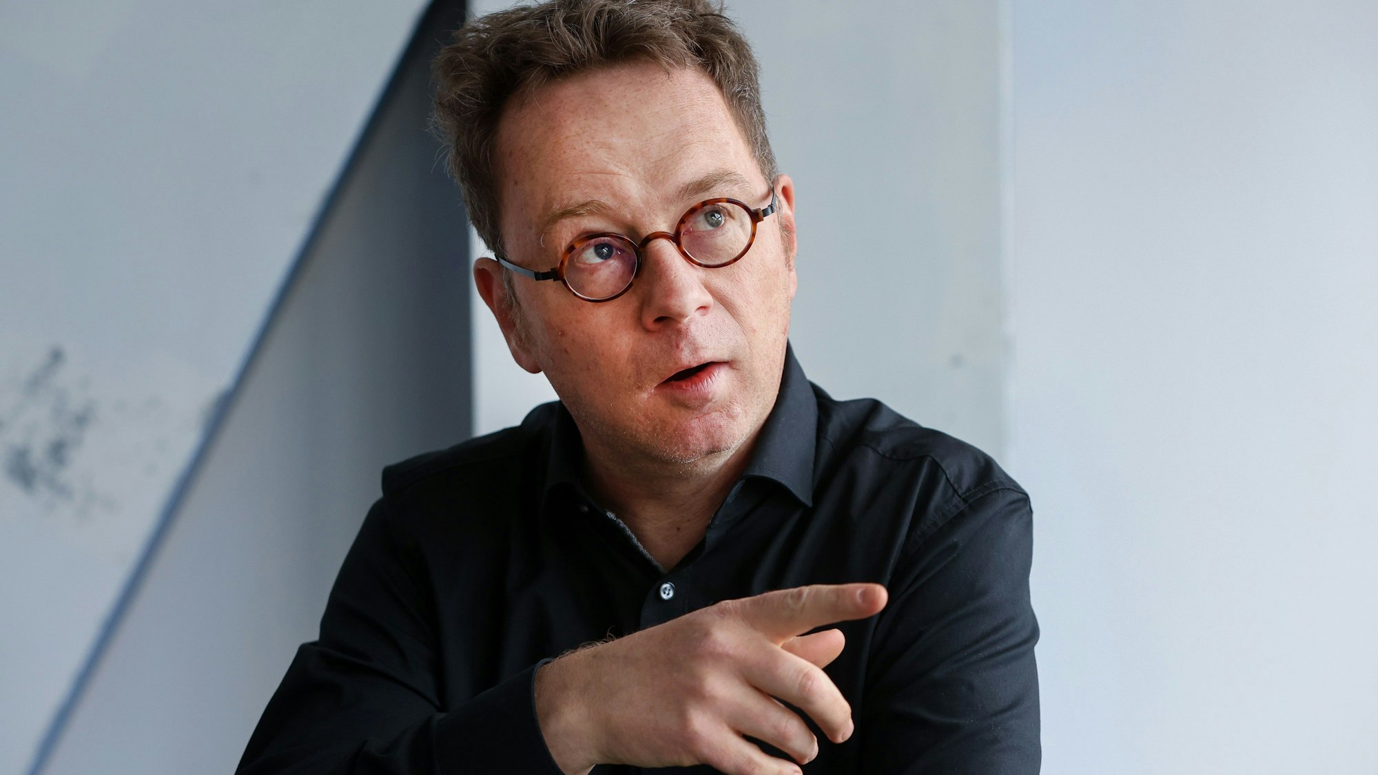 15.03.2023, Köln: Interview mit dem Schiedsrichter-Experten Alex Feuerherdt.
Foto: Michael Bause