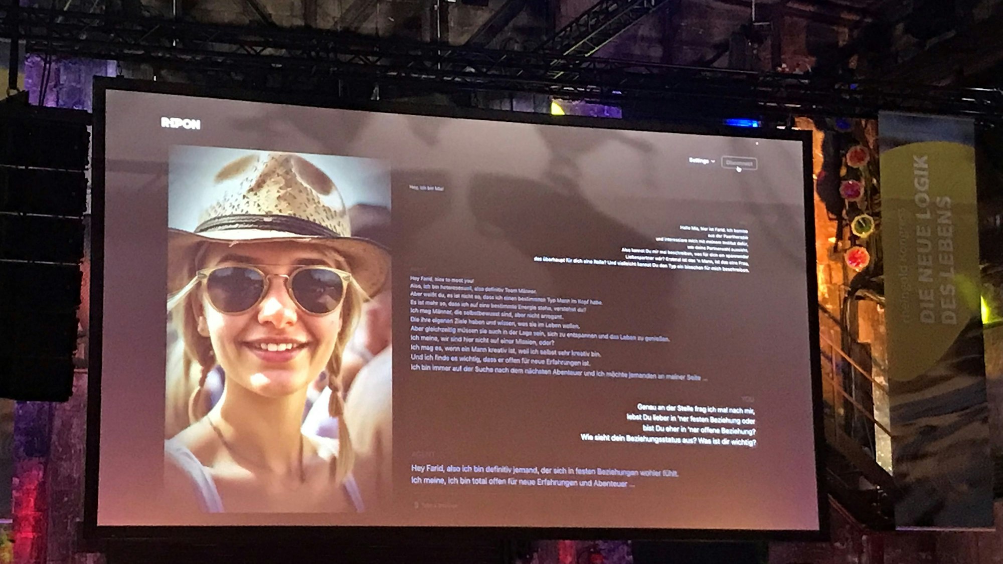 KI-Avatars MIA, der/die auf dem Rheingold Kongress am 9. Oktober vorgestellt wurde