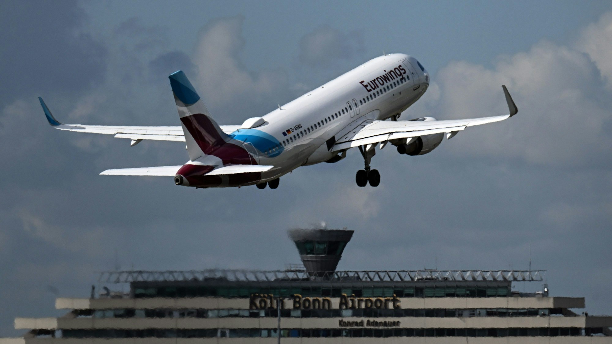 Eurowings ist Marktführer am Flughafen Köln/Bonn. Die Airline bietet im Winter mehr Flüge in die Golfregion an.