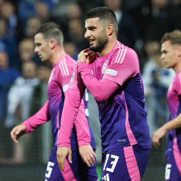 Deutschlands Deniz Undav (2vl) jubelt nach seinem zweiten Treffer zum 0:2.