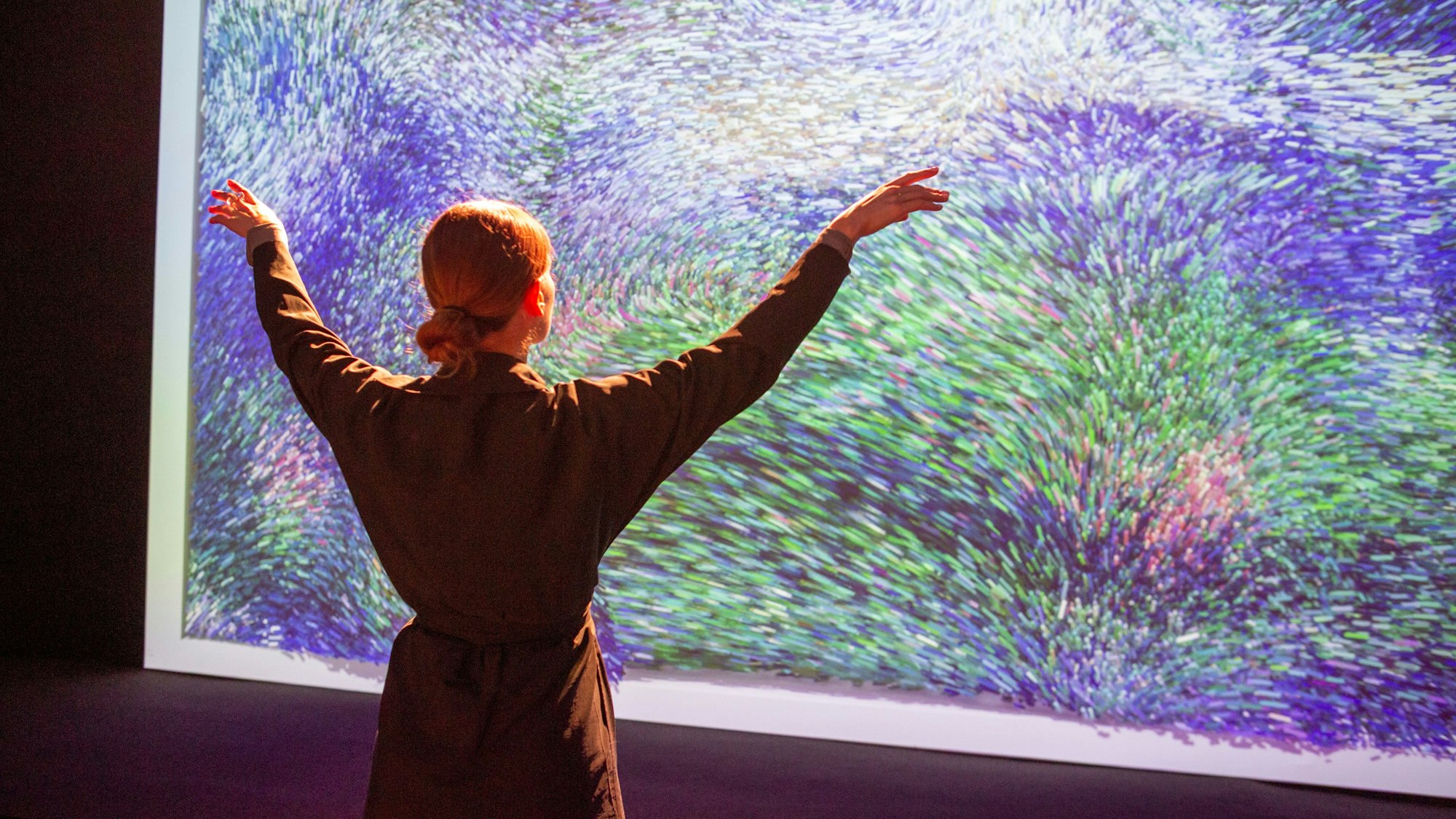 Mit Bewegungen lassen sich die Pinselstriche eines Seerosen-Gemäldes beeinflussen.