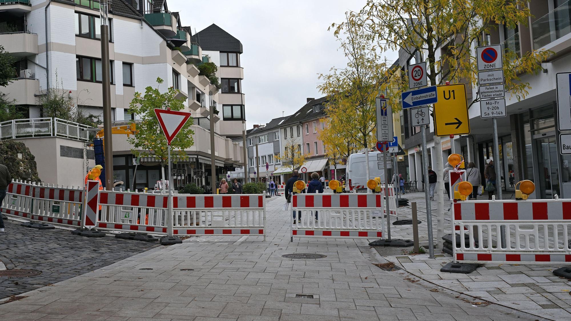 Die Schloßstrasse in Bensberg ist weiterhin gesperrt.