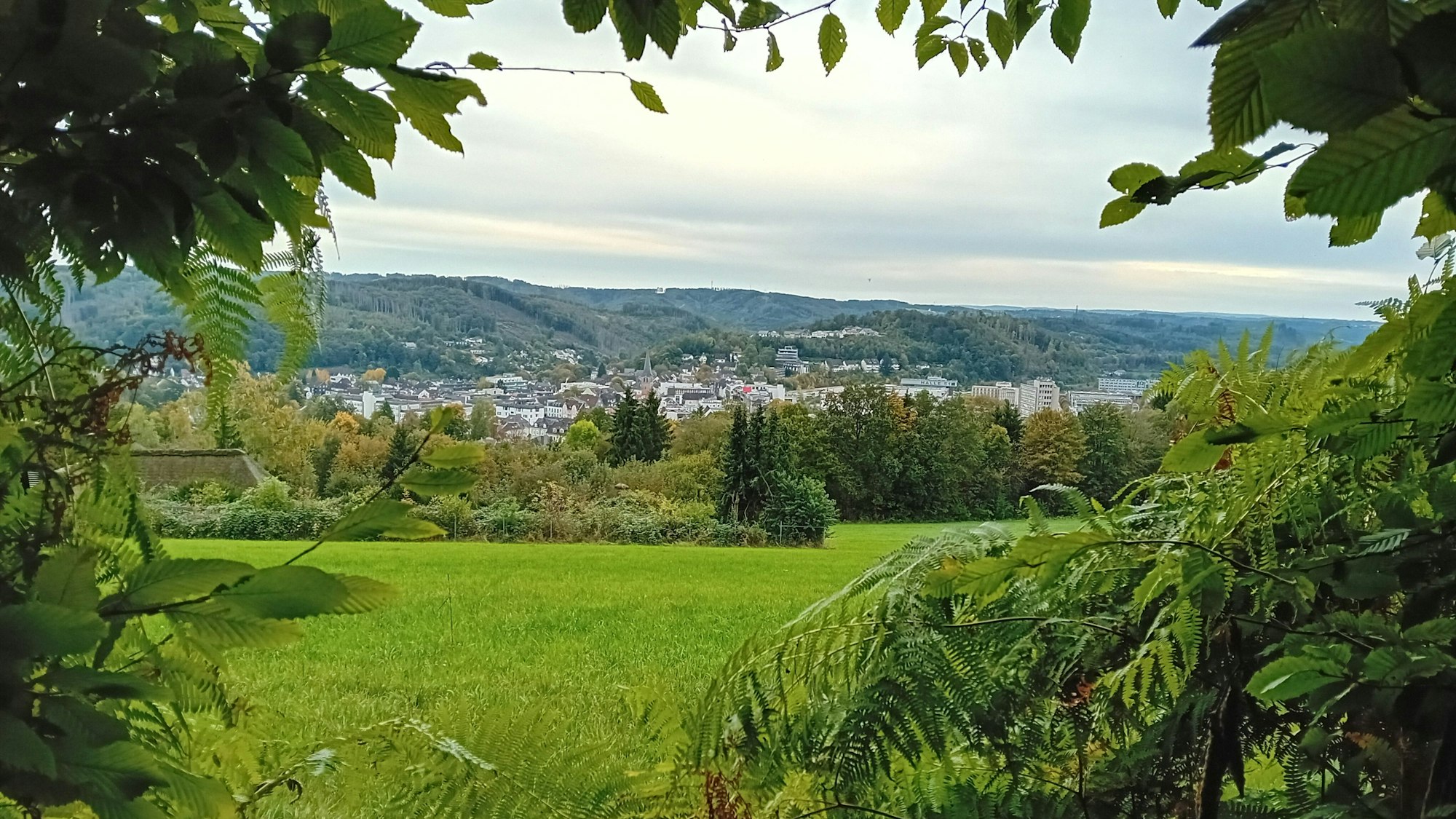 Ausblick auf die Stadt Gummersbach.