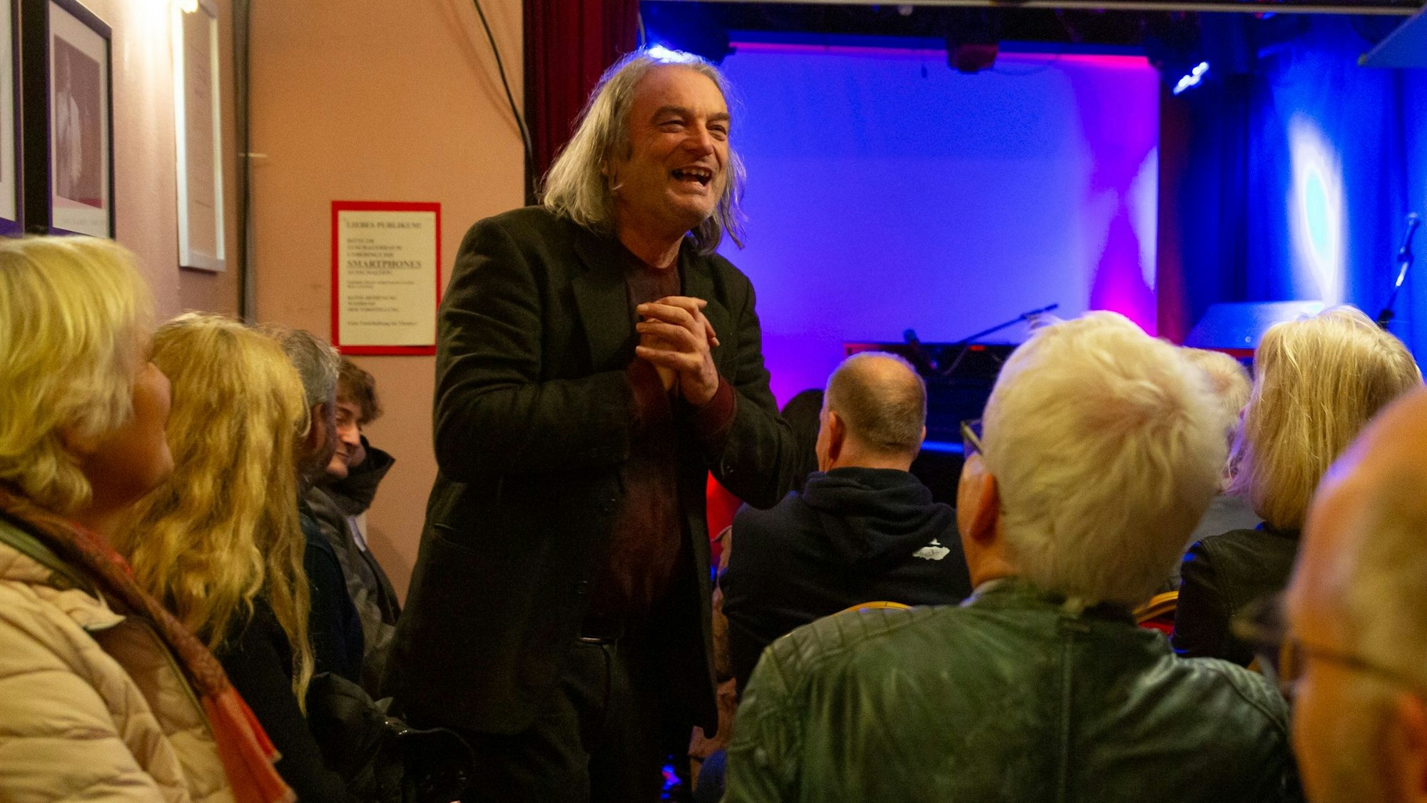 Schauspielhaus-Chef Axel Krieger begrüßte am Festabend zahlreiche Gäste.