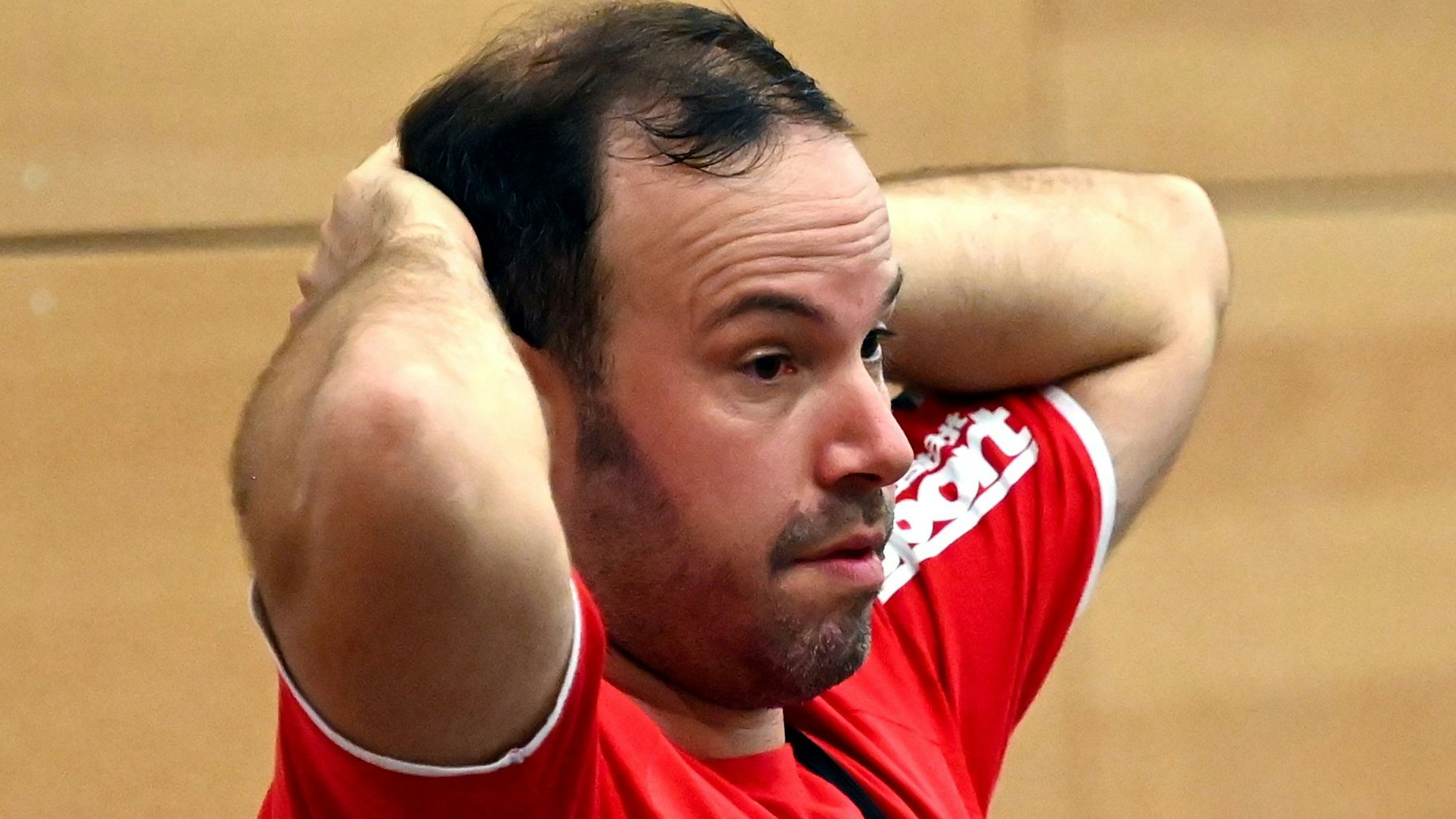 Handball
SC Longerich - Krefel
TR: Chris Stark (Longerich)
Foto: Uli Herhaus