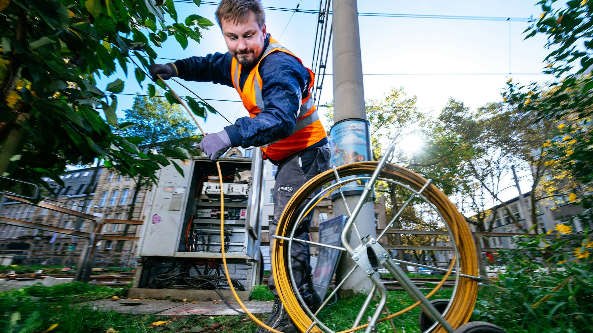 In der letzten Woche der Sanierungsarbeiten kümmerten sich die KVB auch um die Signaltechnik.