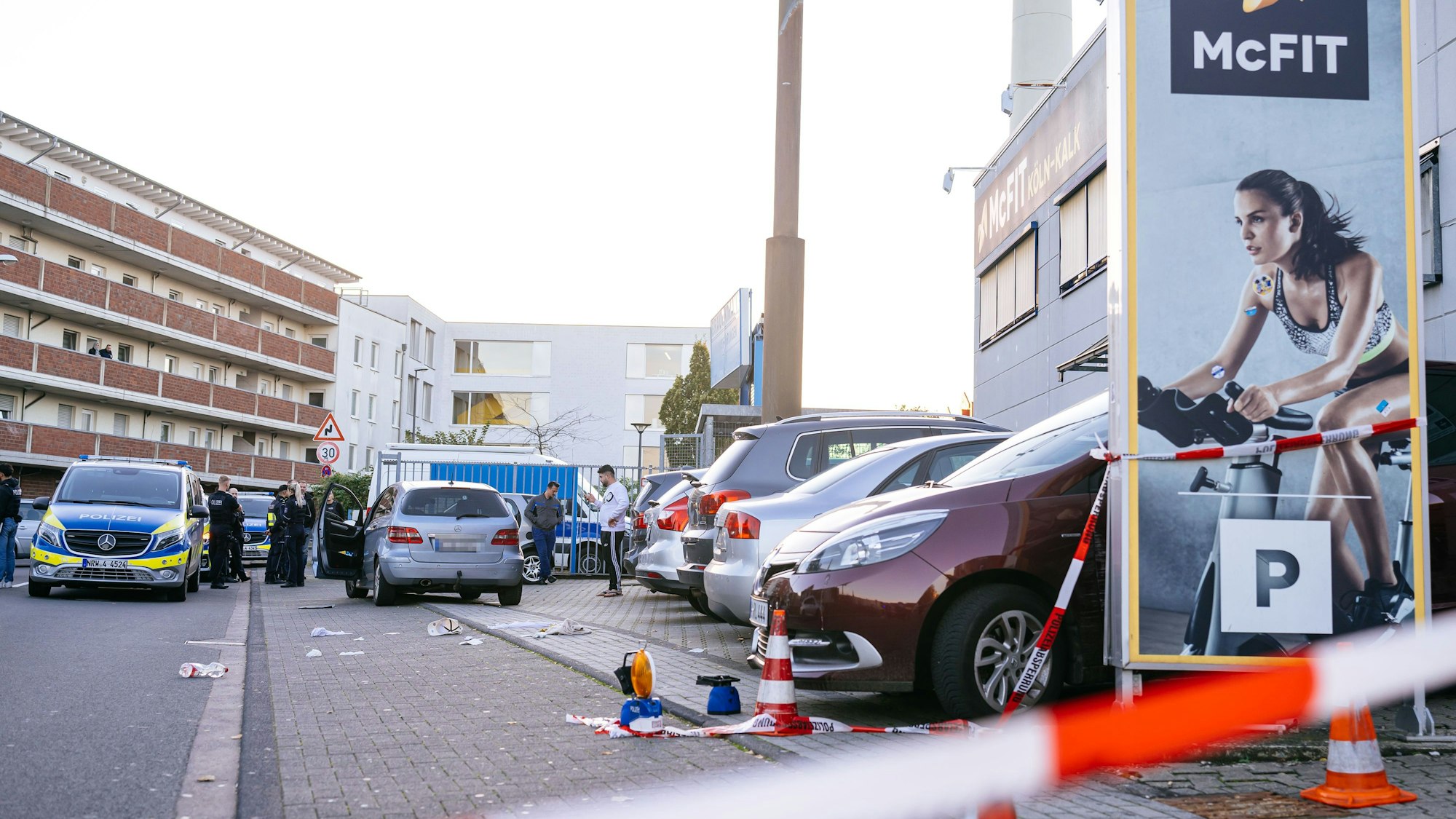 Tatort Fitnessstudio: Hier kam es zu den Schüssen in Kalk.