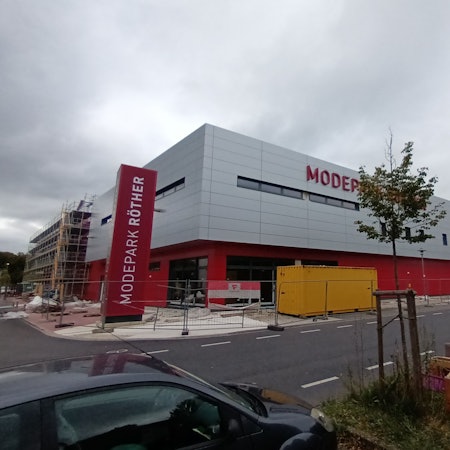 Neubau eines Geschäftshauses