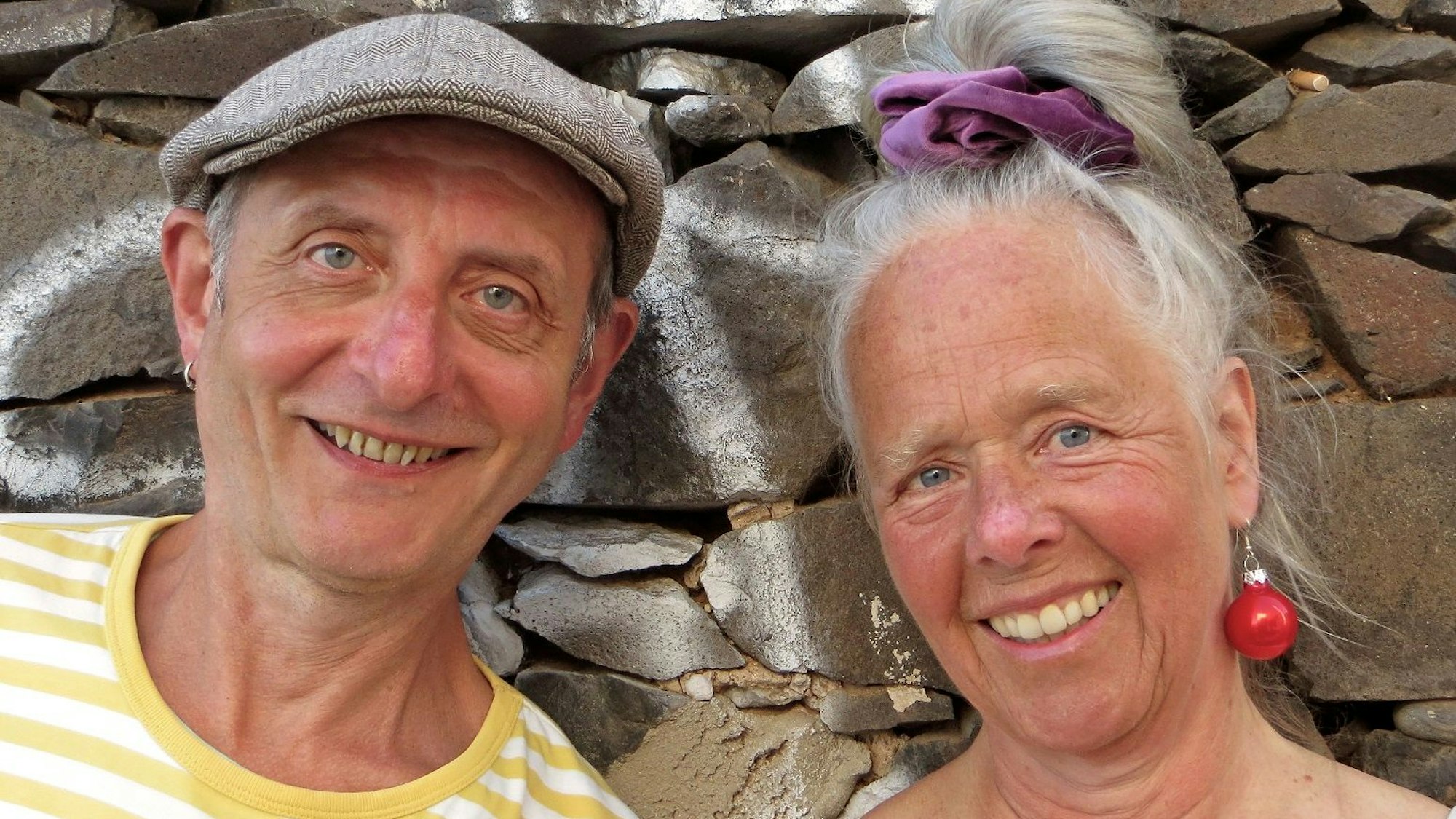 Angie Hiesl und Roland Kaiser laden in das ehemalige Schuhhaus Görtz in der Innenstadt ein.