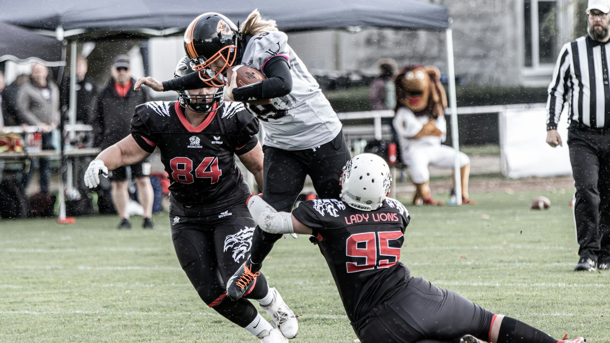 Im Halbfinale setzten sich die Ronpires gegen Braunschweig durch.