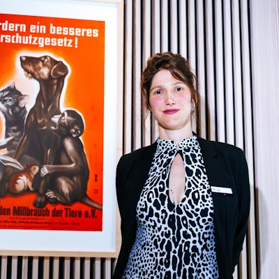 Kuratorin Fanny Haker hat die Ausstellung aus 174 Exponaten zusammengestellt.