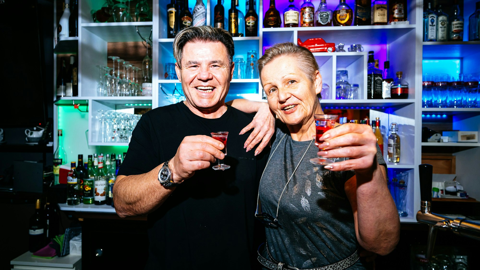 Herzliche Gastgeber: Anetta Wiese und ihr Mann Jarek betreiben das Maxima in der Kölner Innenstadt.