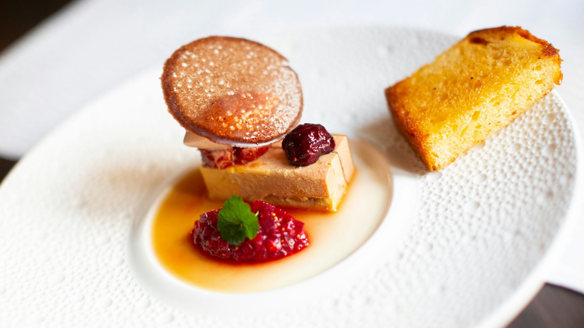 Ein Teller von Mona Baumgarten.