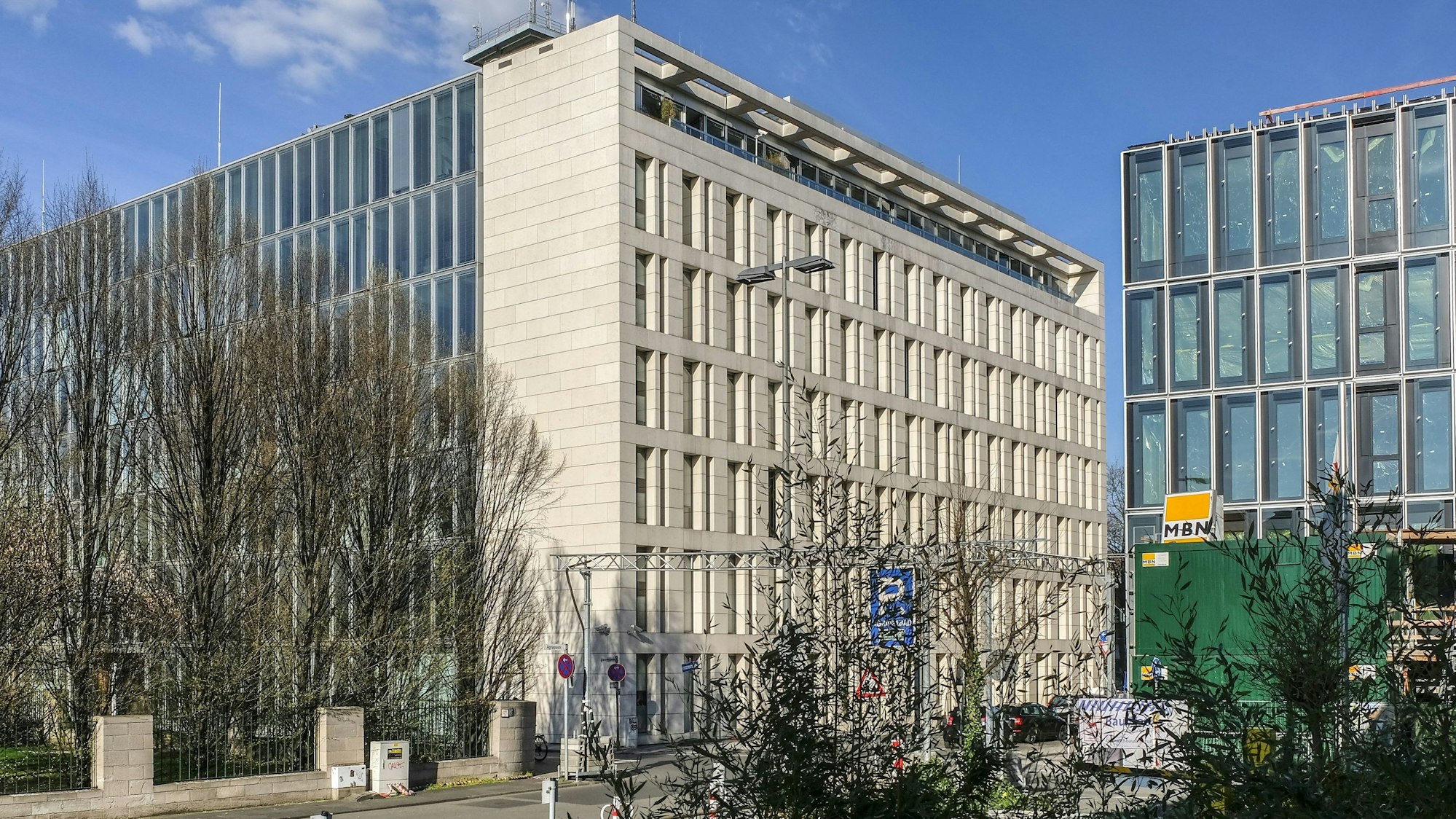 Hauptsitz der Deutschen Entwicklungsgesellschaft (DEG/KFW) in der Kämmergasse in Köln.