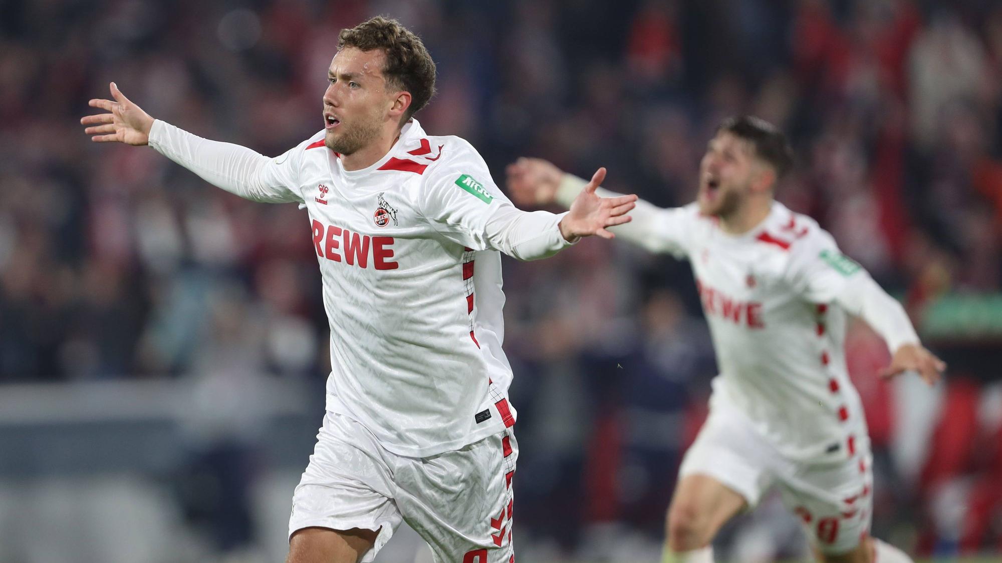 Luca Waldschmidt jubelt nach seinem Treffer zum entscheidenden 2:0.