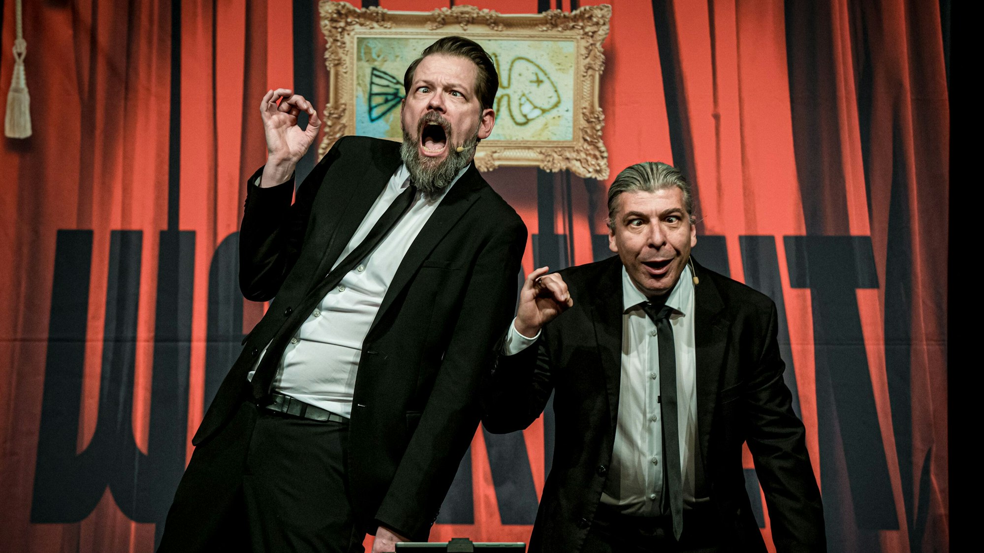 Sie kennen kabarettistisch kein Pardon: Onkel Fisch alias Adrian Engels (links) und Markus Riedinger.