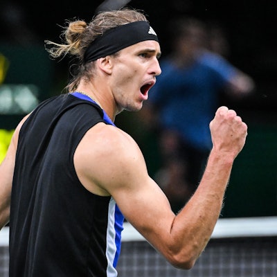 Alexander Zverev aus Deutschland feiert beim Viertelfinale einen Punktgewinn.