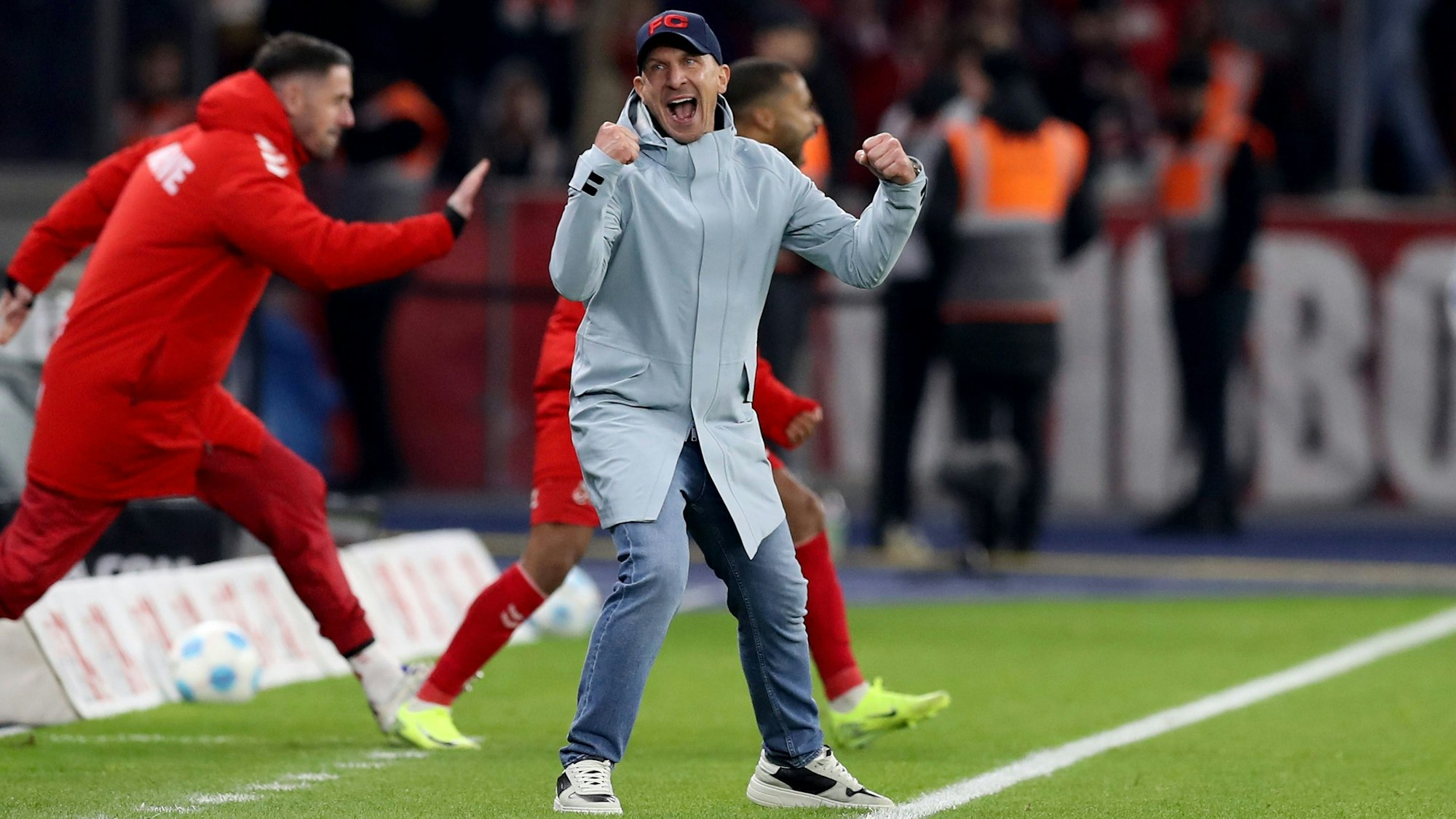 02.11.2024, xtgx, Fussball 2.Bundesliga, Hertha BSC Berlin - 1.FC Köln emspor, v.l. Jubel, Freude über den Sieg bei Trainer head coach Gerhard Struber 1.FC Köln,