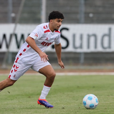 Testspiel im Leimbachstadion in Siegen, Sportfreunde Siegen (Oberliga Wetsfalen) vs. 1. FC Köln, Fayssal harchaoui (1. FC Köln), 05.07.2024, Bild: Herbert Bucco