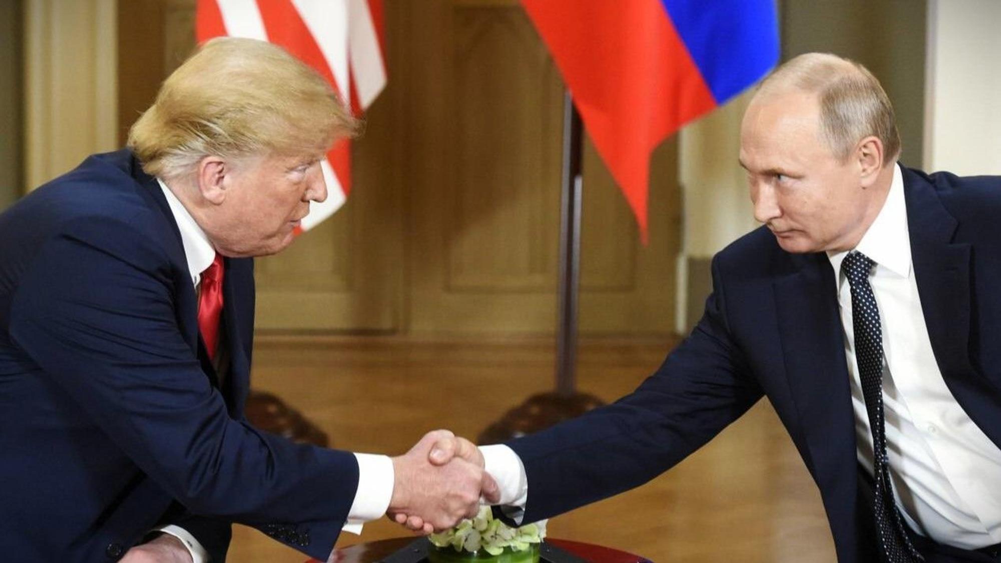 Donald Trump zusammen mit Wladimir Putin in Helsinki im Jahr 2018.