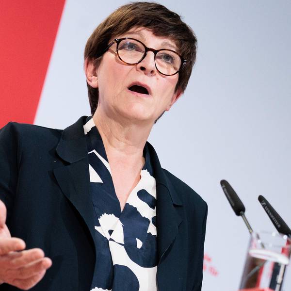 Saskia Esken, Vorsitzende der SPD, spricht am 4. November über den Zustand der Ampel-Koalition.
