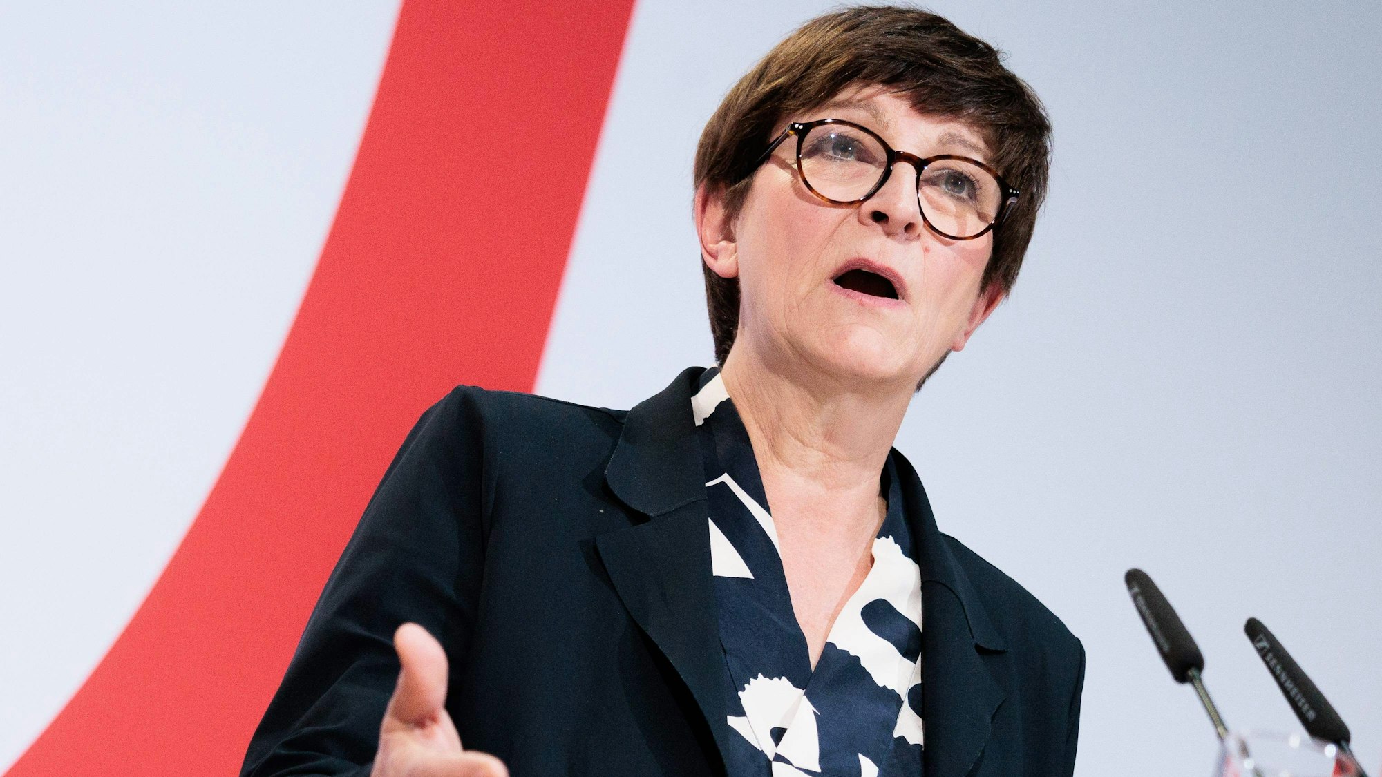 Saskia Esken, Vorsitzende der SPD, spricht am 4. November über den Zustand der Ampel-Koalition.