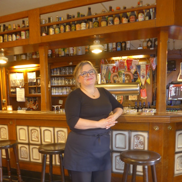 Op de Miel Renata Zientara leitet die Bonner Traditionsgaststätte seit 2007.