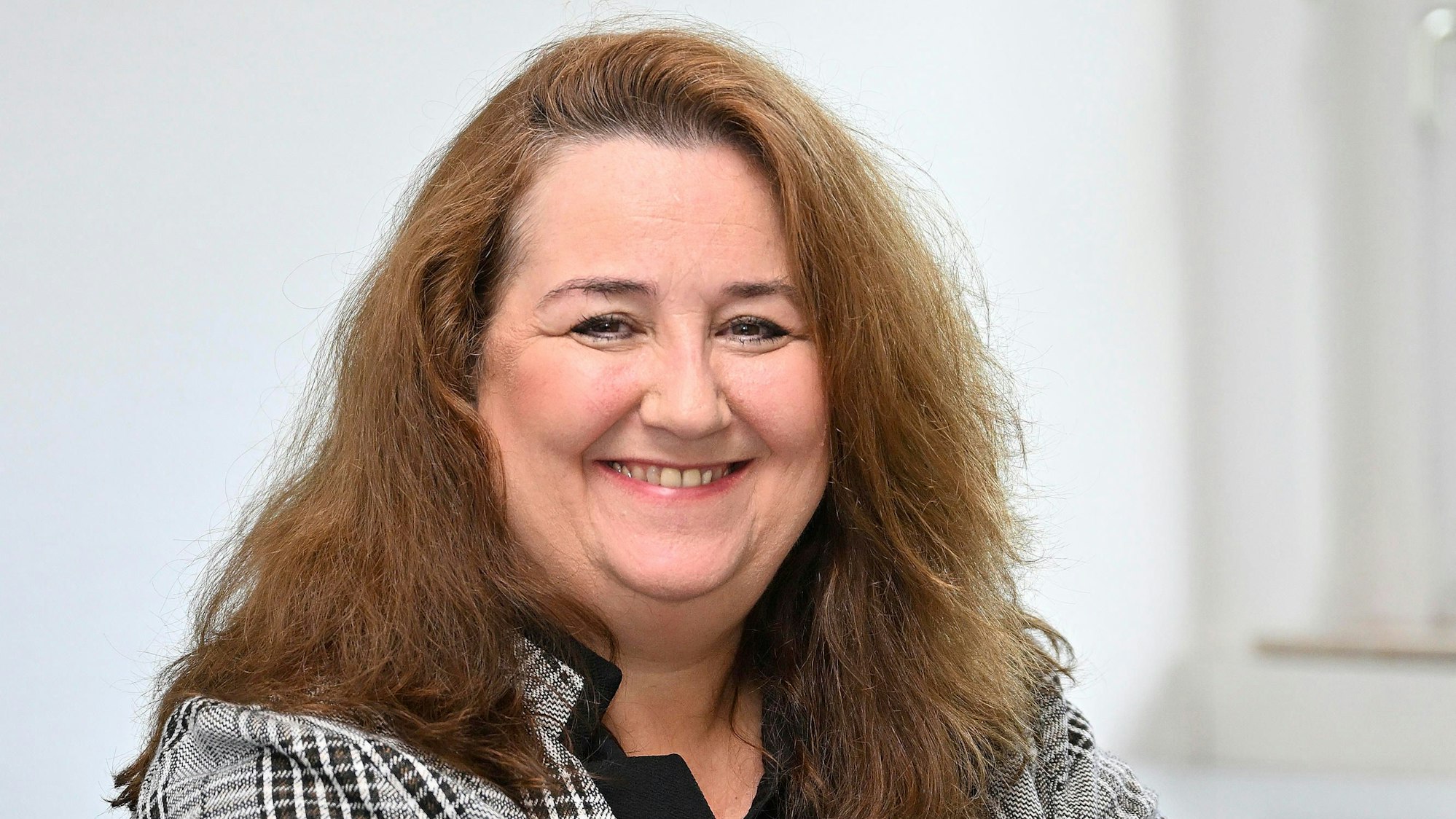 Die Chancen von Bürgermeisterin Bondina Schulze, die 2025 als Unabhängige bei der Rösrather Kommunalwahl antritt, sind nicht absehbar.