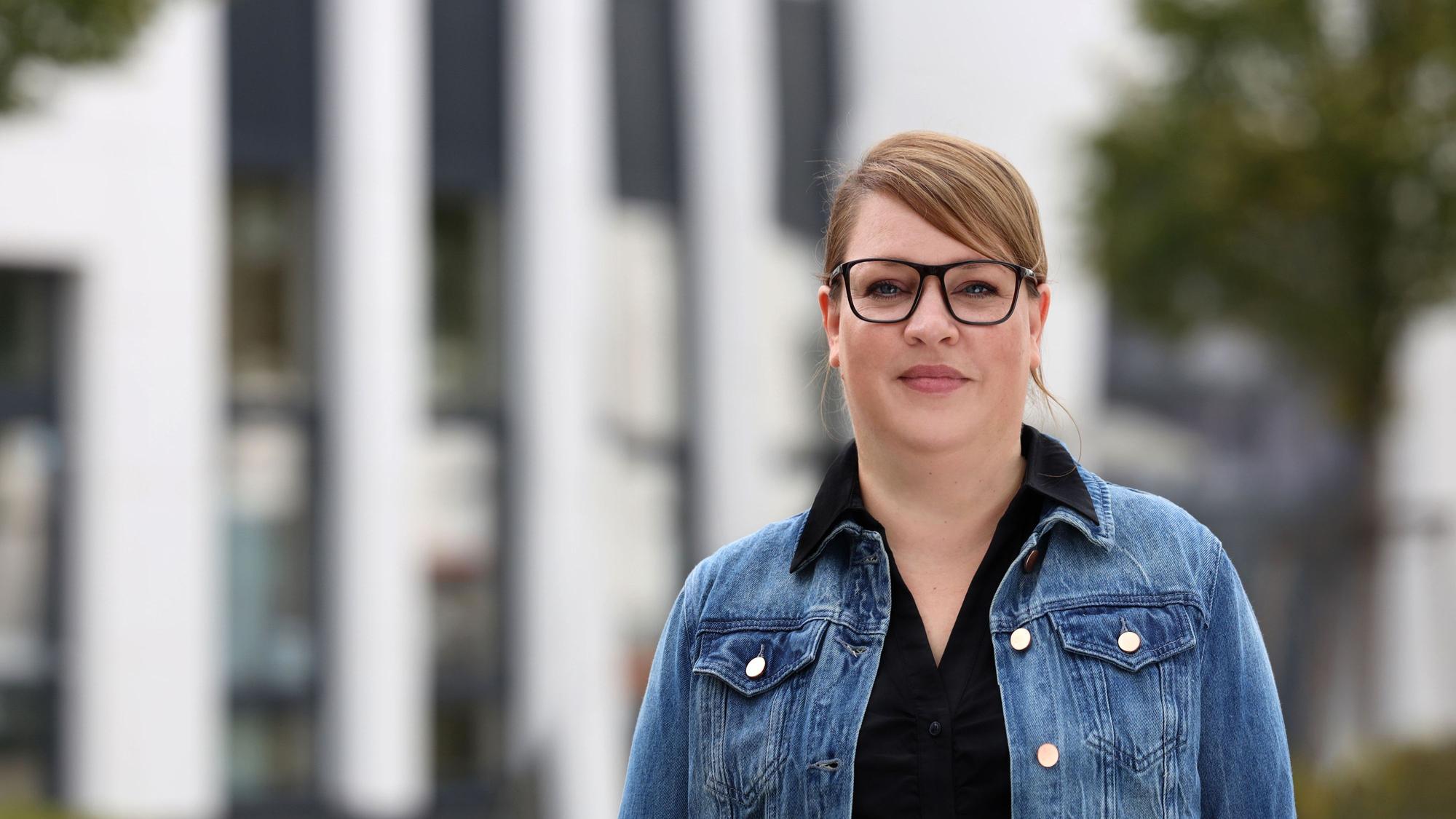 Das Bild zeigt Andrea Kanonenberg