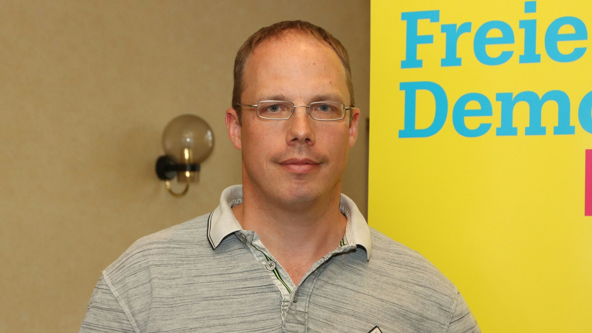 Dominik Trautmann, FDP-Kreisvorsitzender, im Porträt.