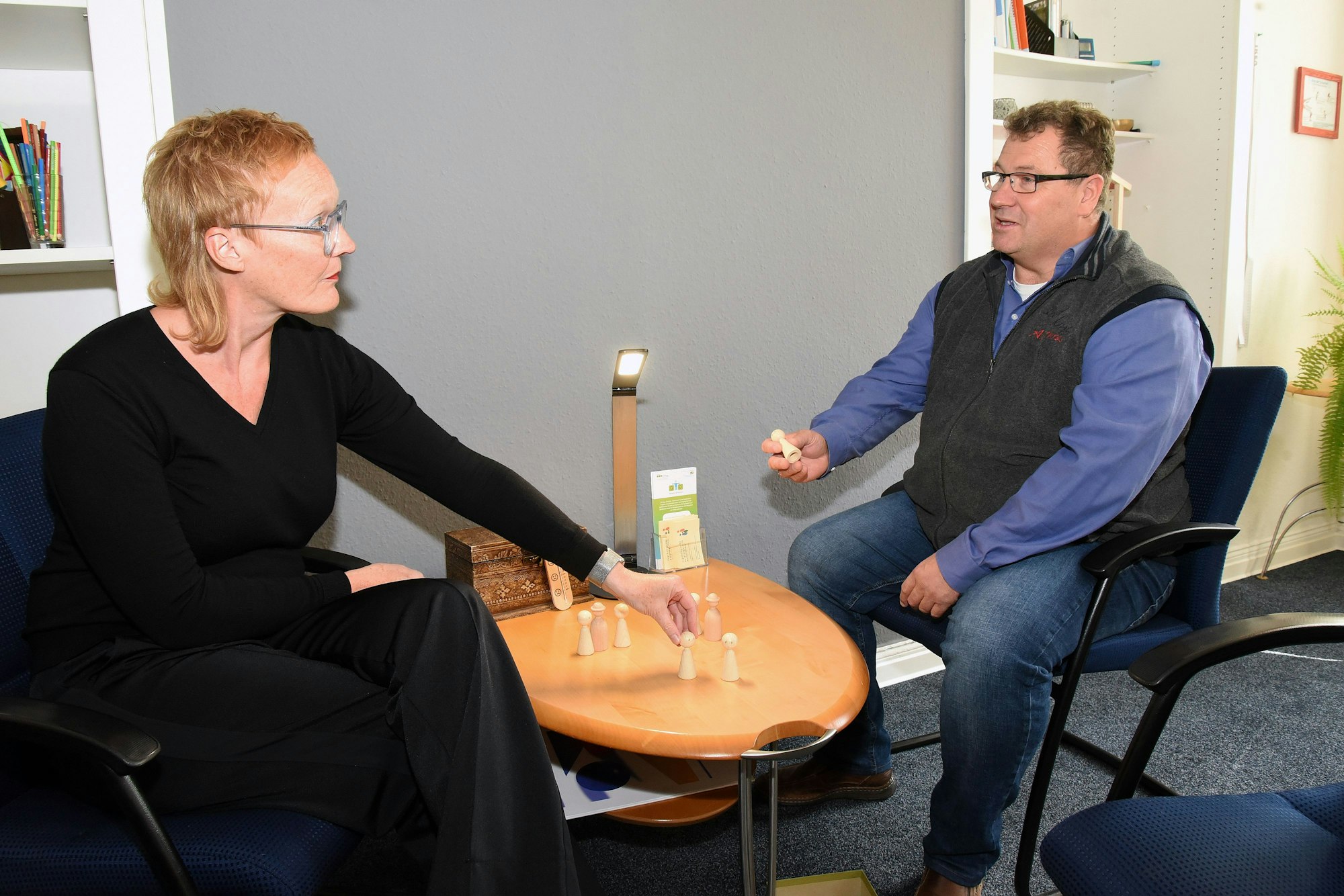 ds Beratungsstelle Herbstmuehle in Wipperfuerth Thomas Koehler-Saretzki und Renate Neu zum Thema Trennung und Scheidung und die Kommunikation mit Kindern