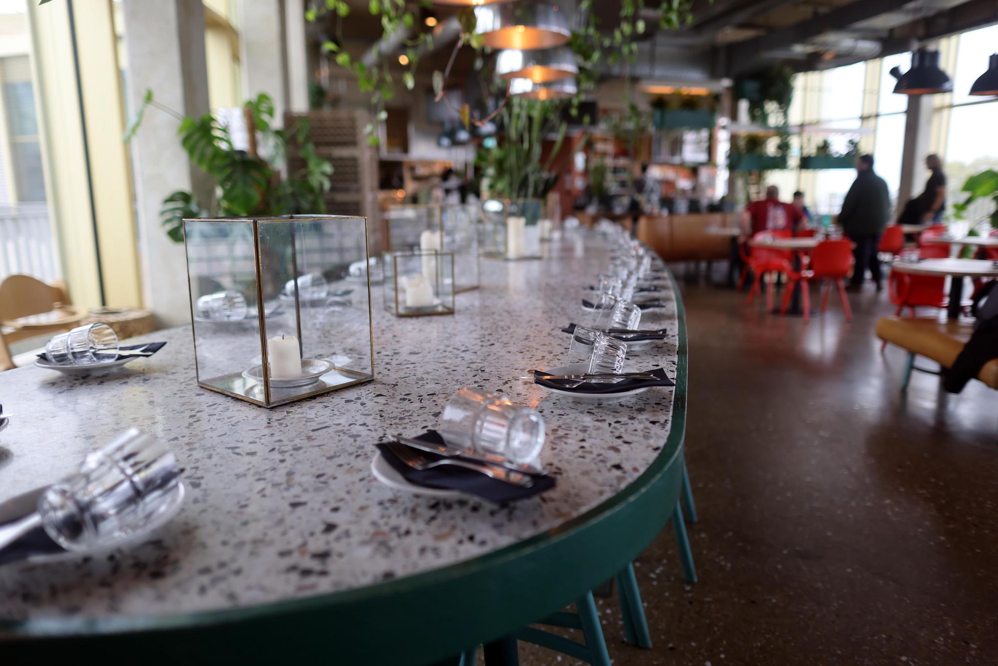 Das „Neni“ im achten Stock des Hotels „The Circle“ der Kette „25hours“.