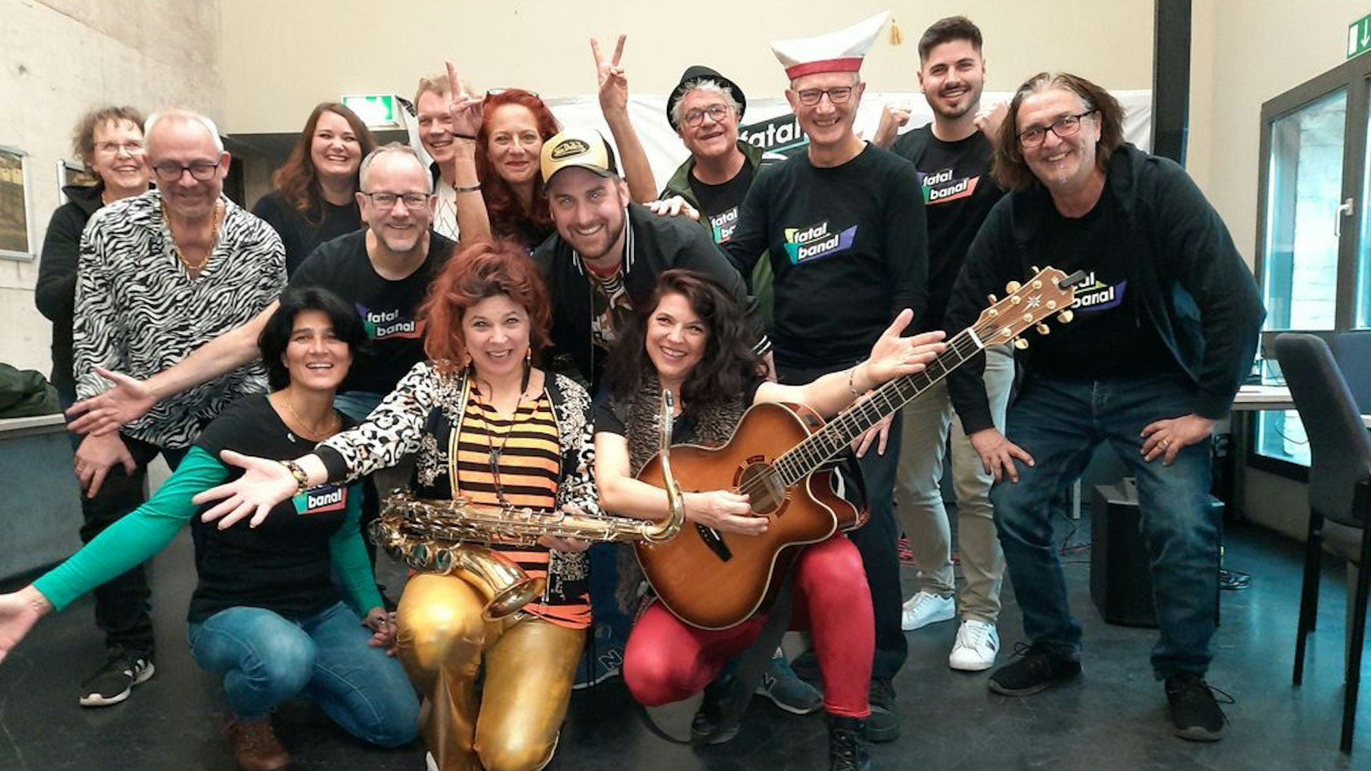 Das Ensemble von „Fatal Banal“.