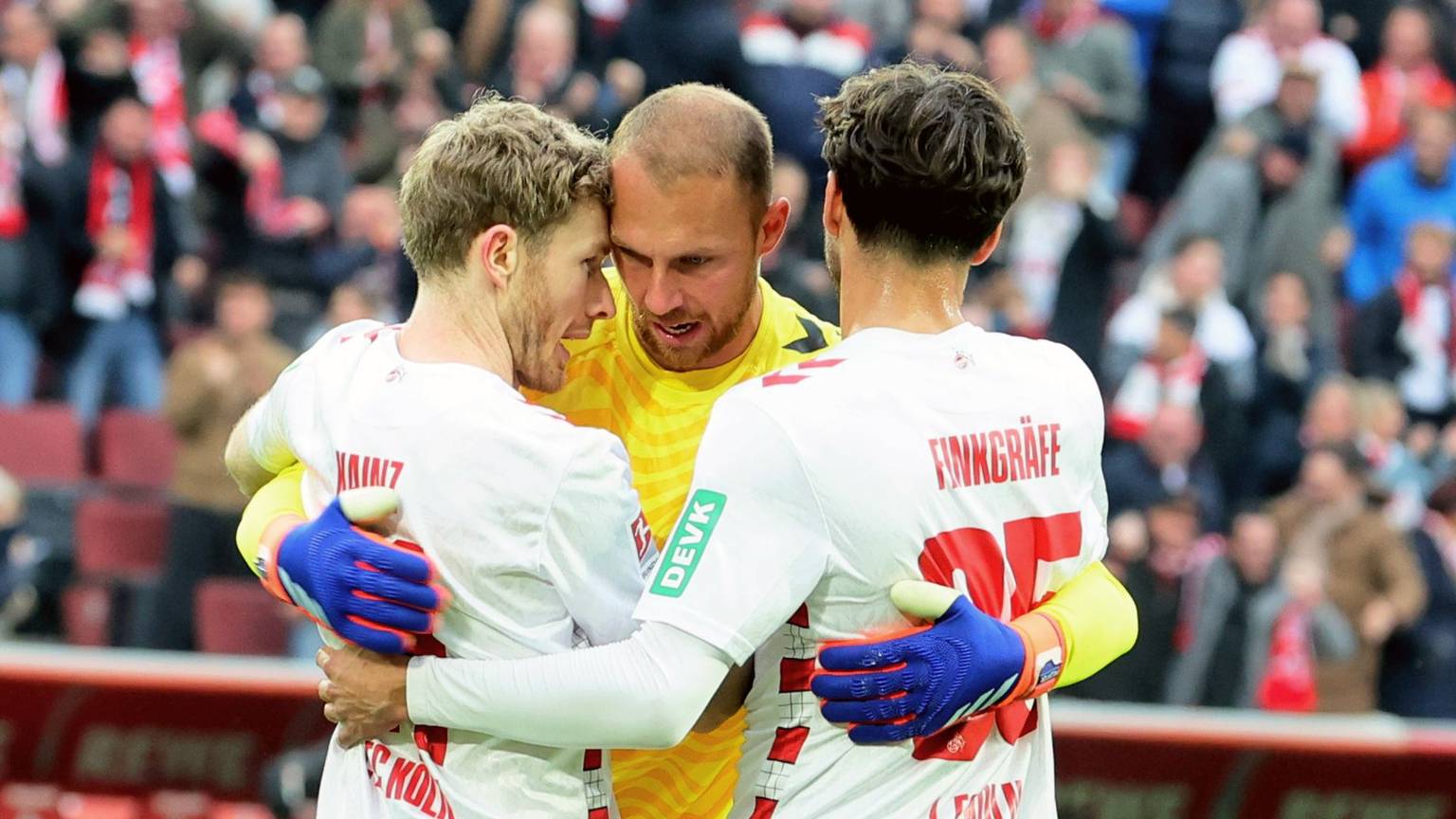 Ein Trio, das in dieser Saison schon viel Zeit auf der Auswechselbank verbringen musste: von links: Florian Kainz, Marvin Schwäbe und Max Finkgräfe.