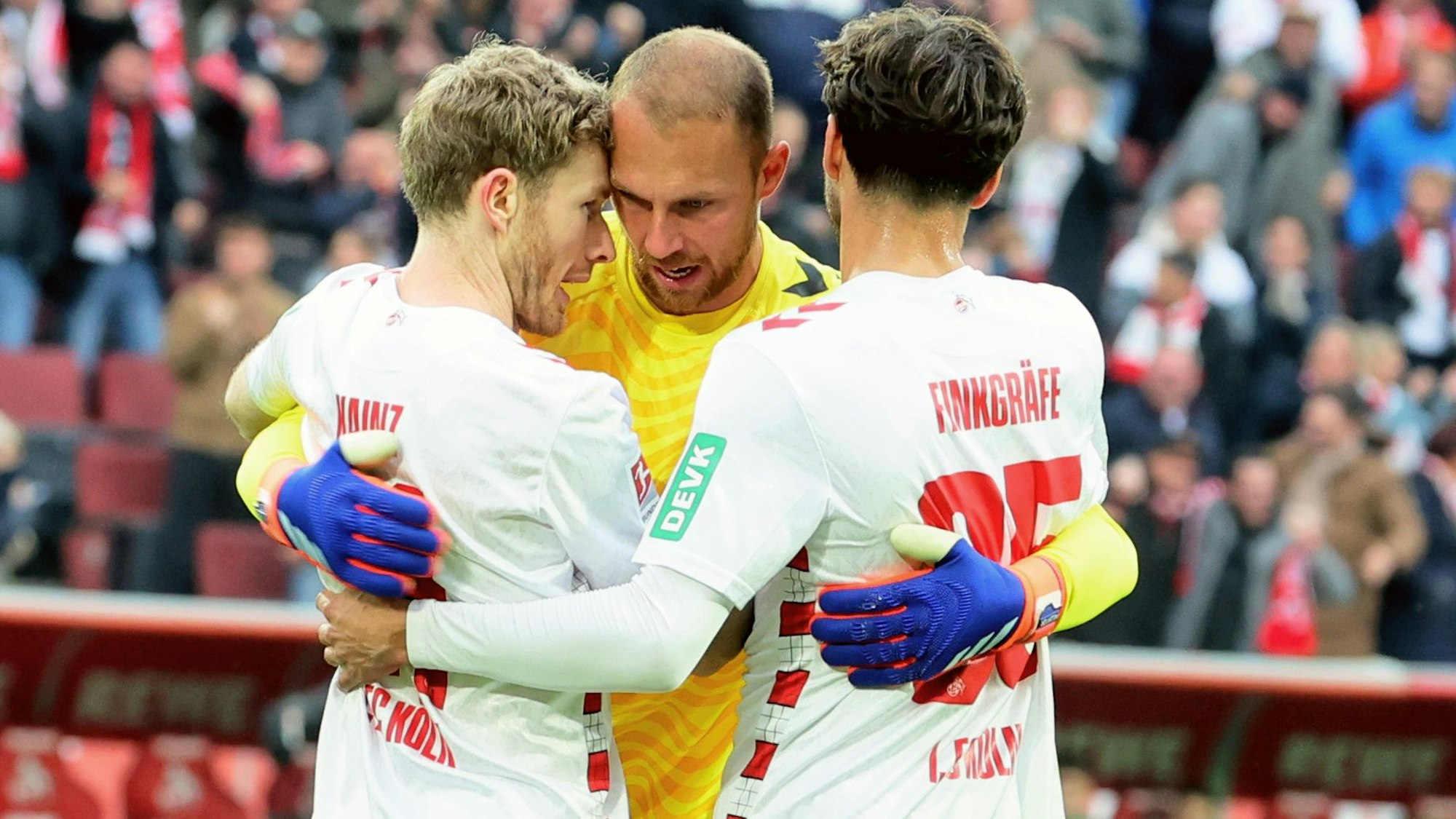 Ein Trio, das in dieser Saison schon viel Zeit auf der Auswechselbank verbringen musste: von links: Florian Kainz, Marvin Schwäbe und Max Finkgräfe.